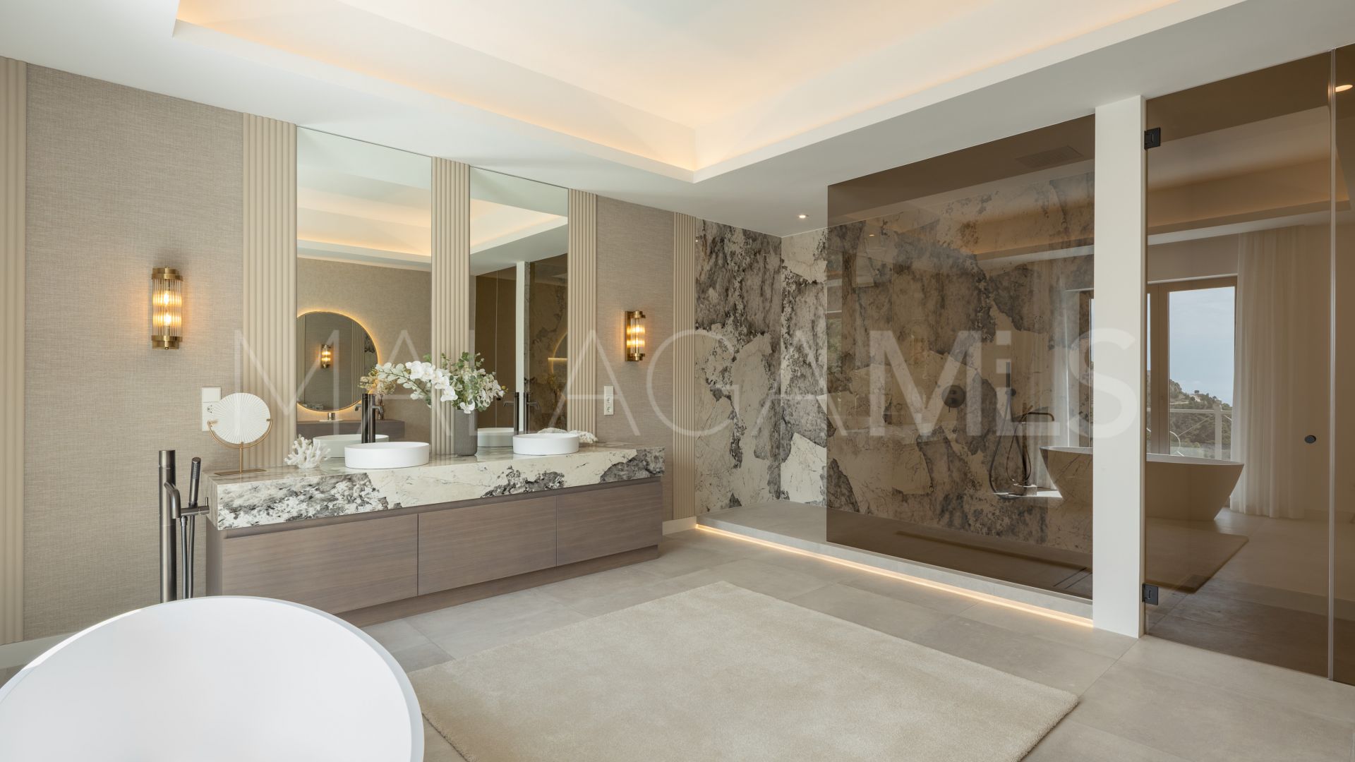 Villa for sale in El Madroñal