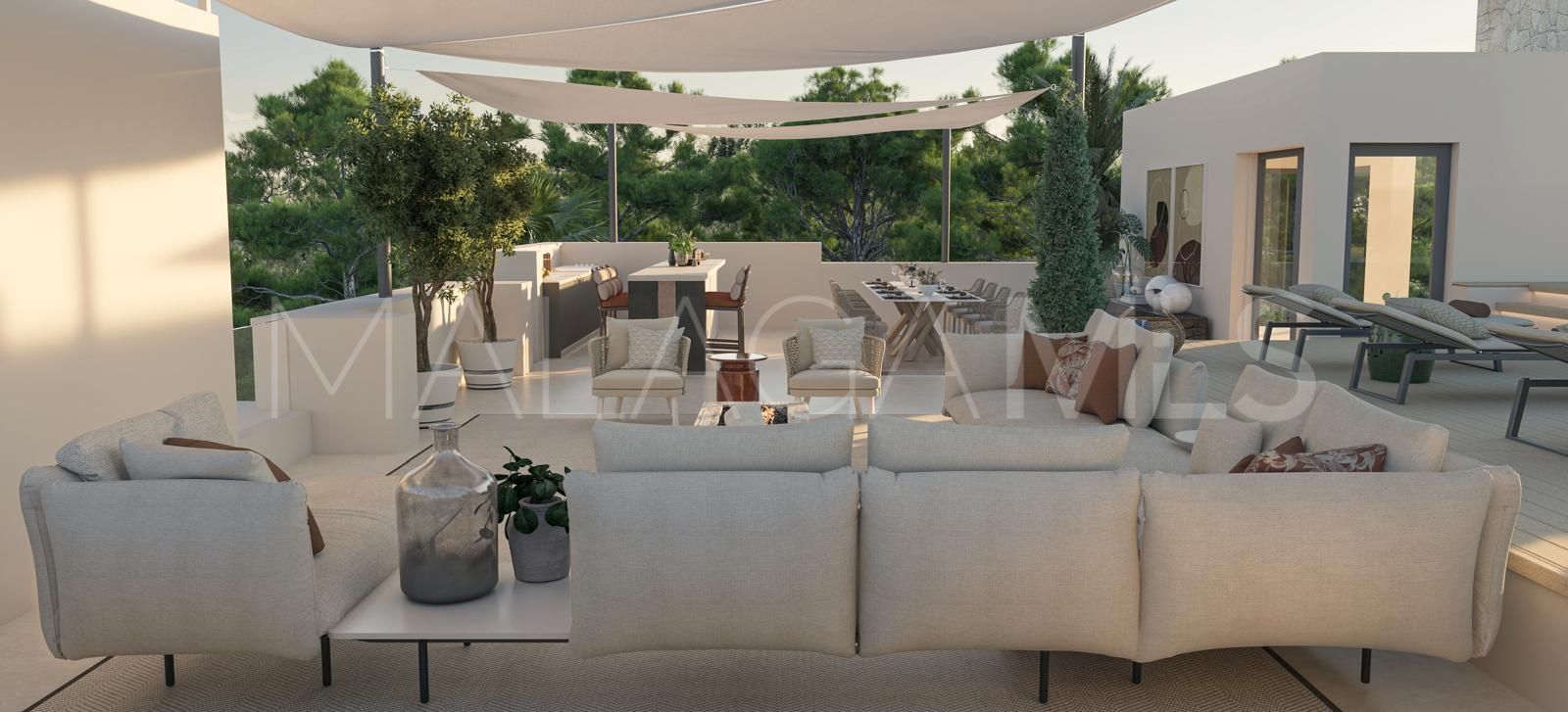 Villa for sale in Marbella Hill Club with 5 bedrooms