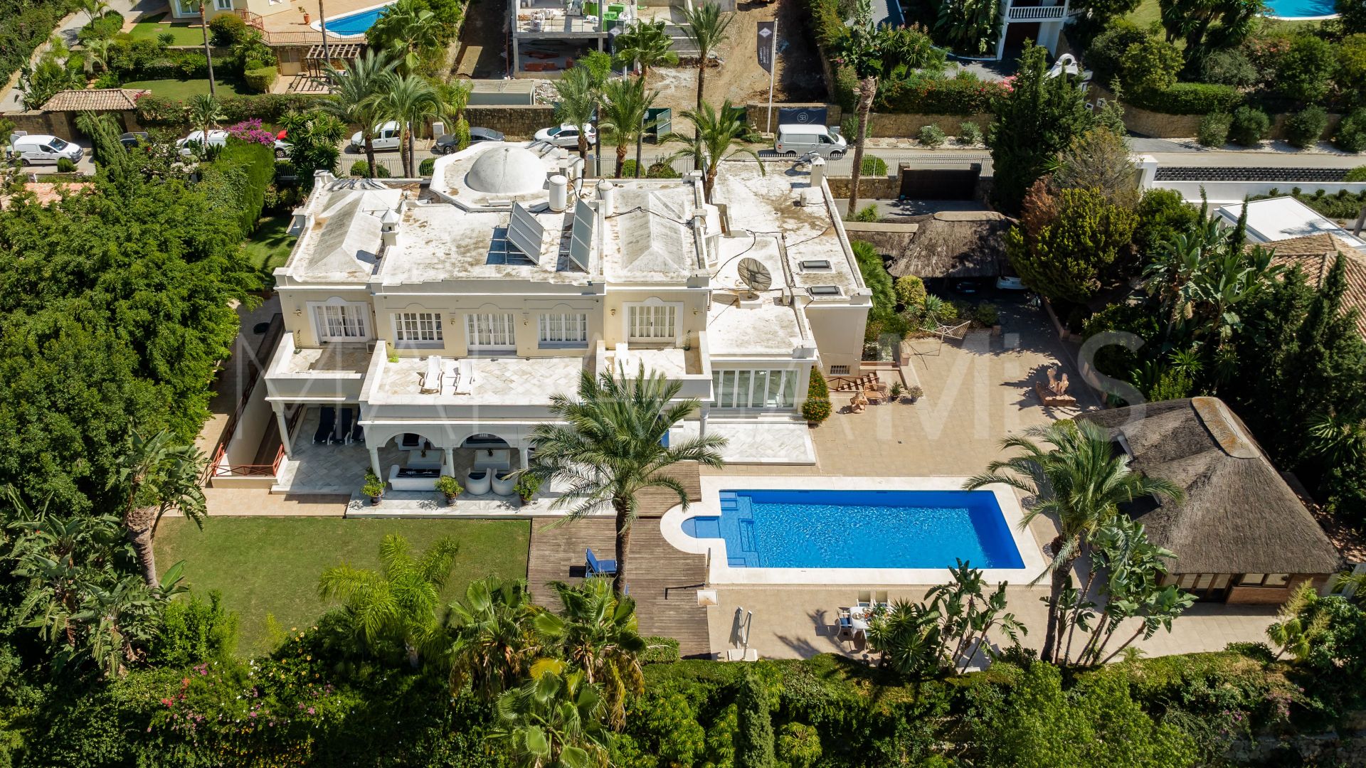 Villa for sale in Paraiso Medio de 5 bedrooms