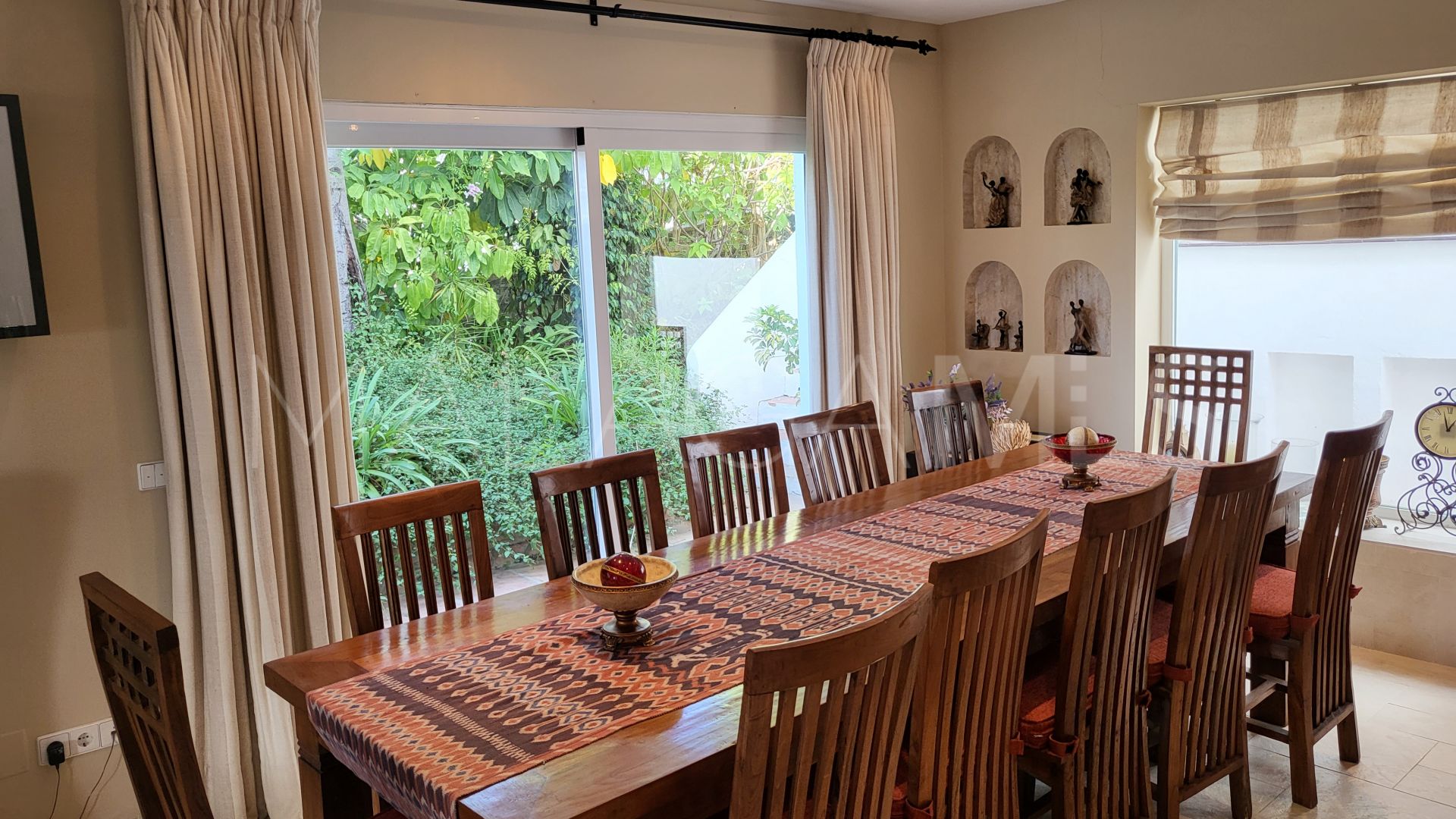 Villa for sale in Aloha