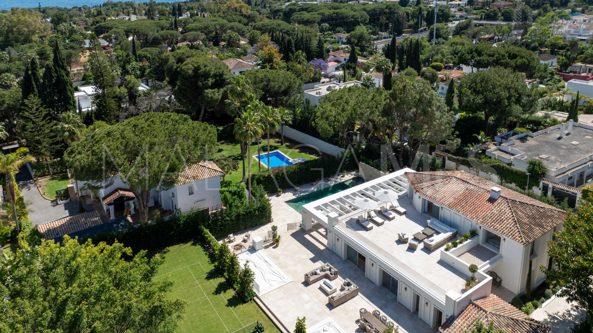 For sale 6 bedrooms villa in Rocio de Nagüeles