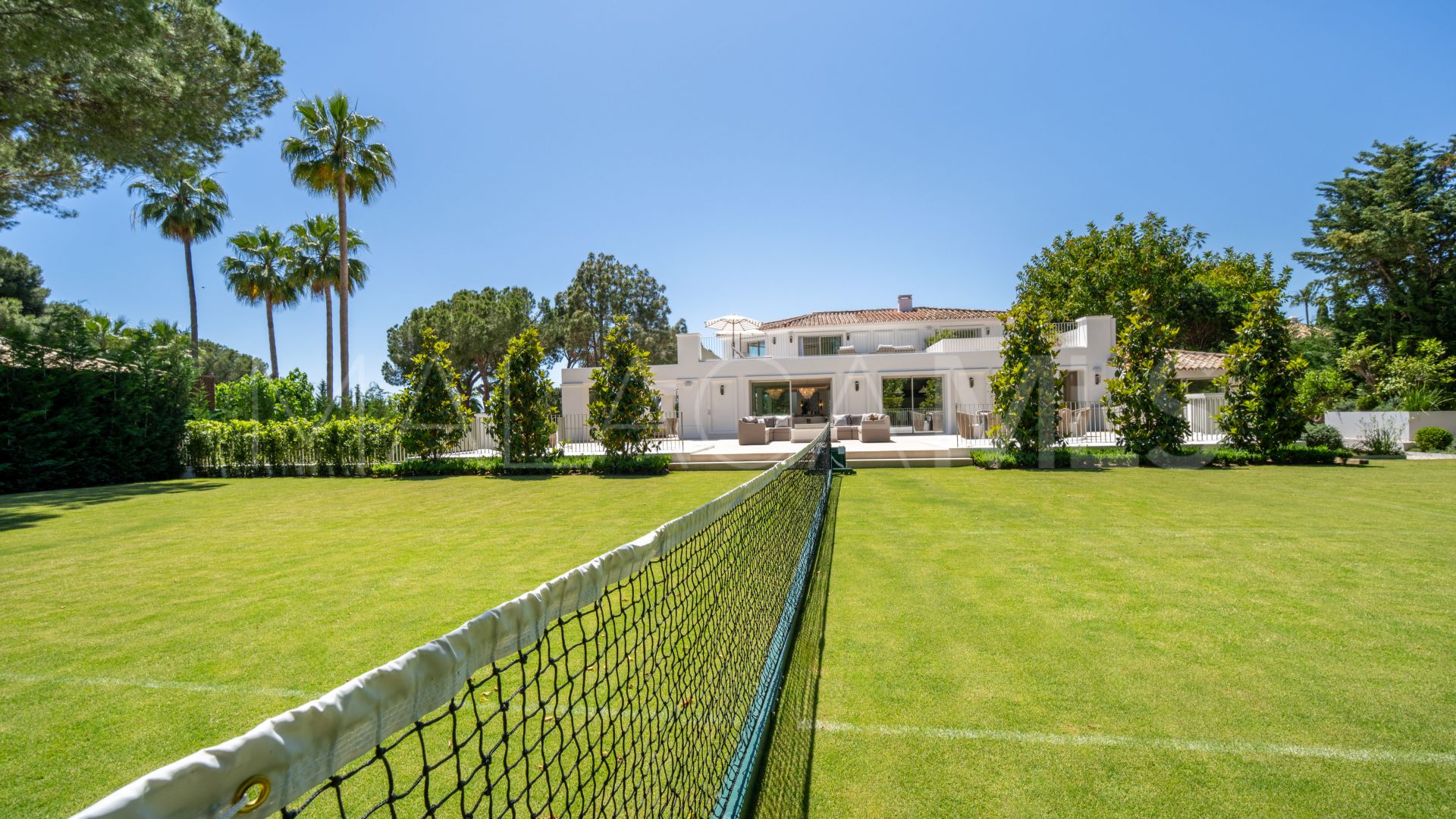 For sale 6 bedrooms villa in Rocio de Nagüeles