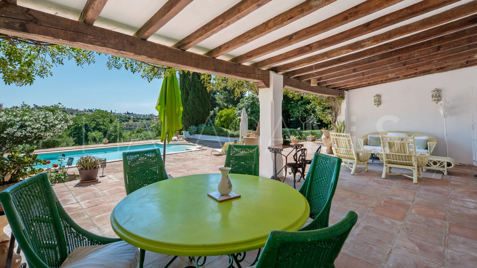 Villa for sale in Benahavis