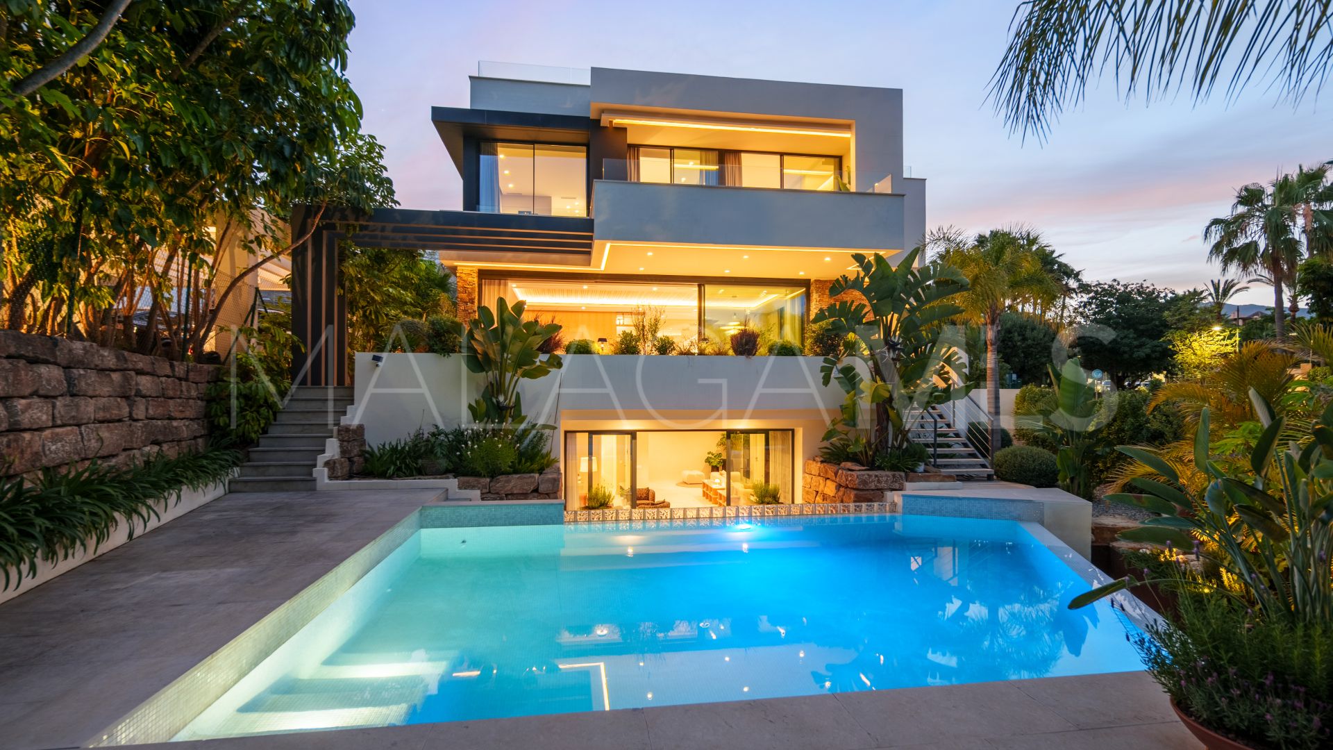 Villa for sale in El Campanario