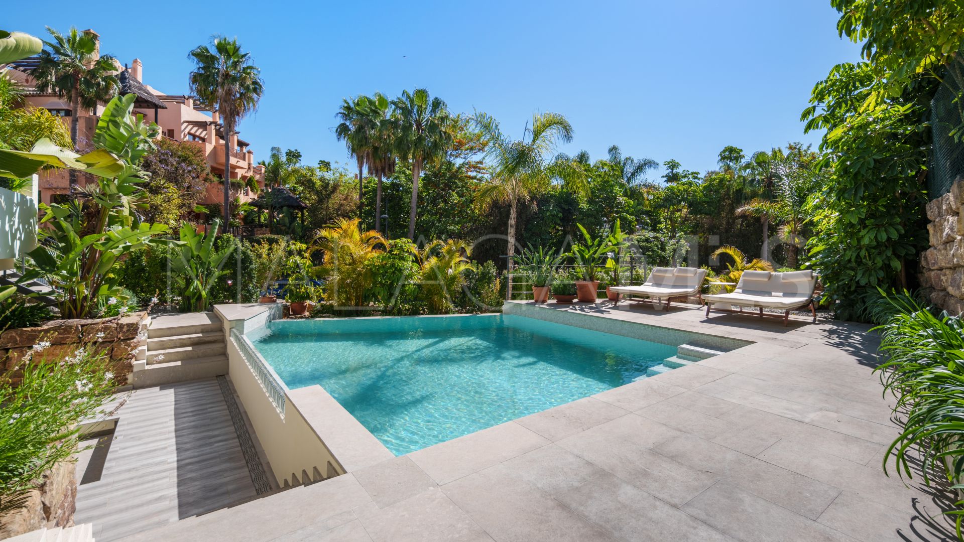 Villa for sale in El Campanario