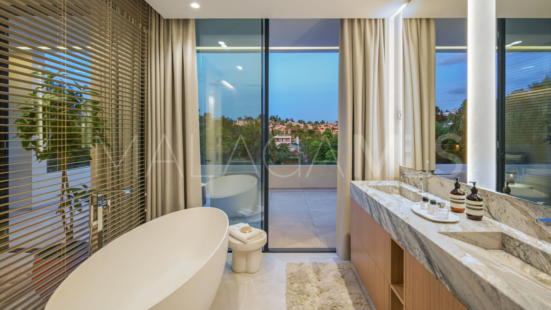 Villa for sale in El Campanario