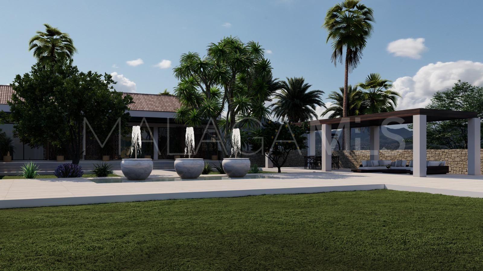 Plot for sale in Estepona East