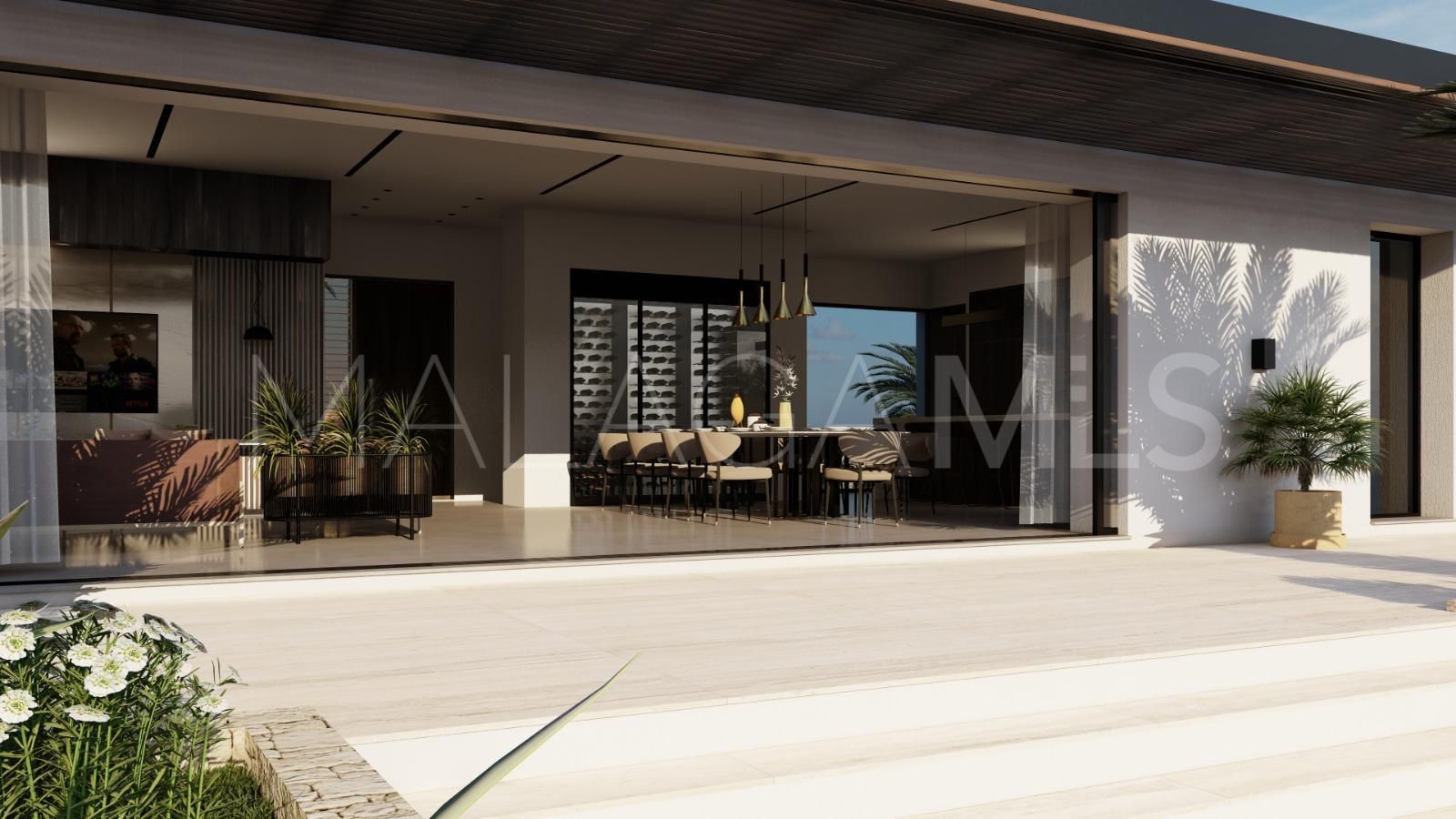 Plot for sale in Estepona East