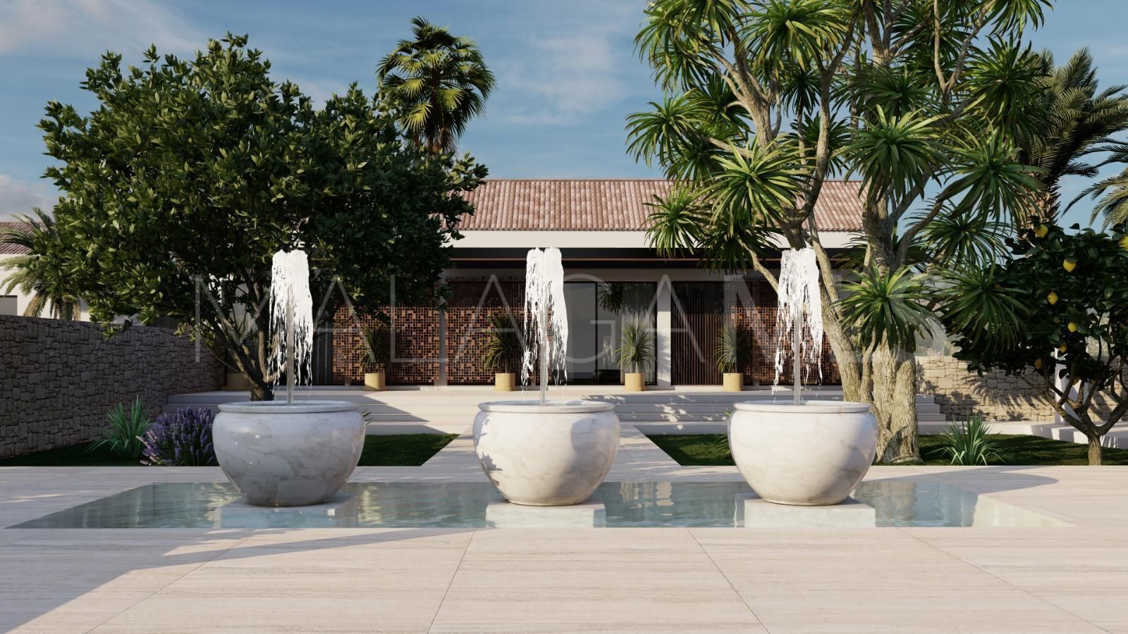 Plot for sale in Estepona East