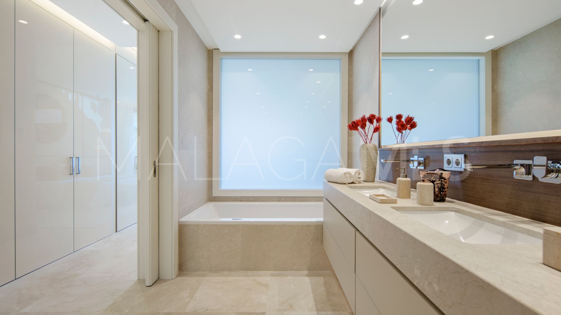 Buy Reserva de Sierra Blanca ground floor duplex with 4 bedrooms