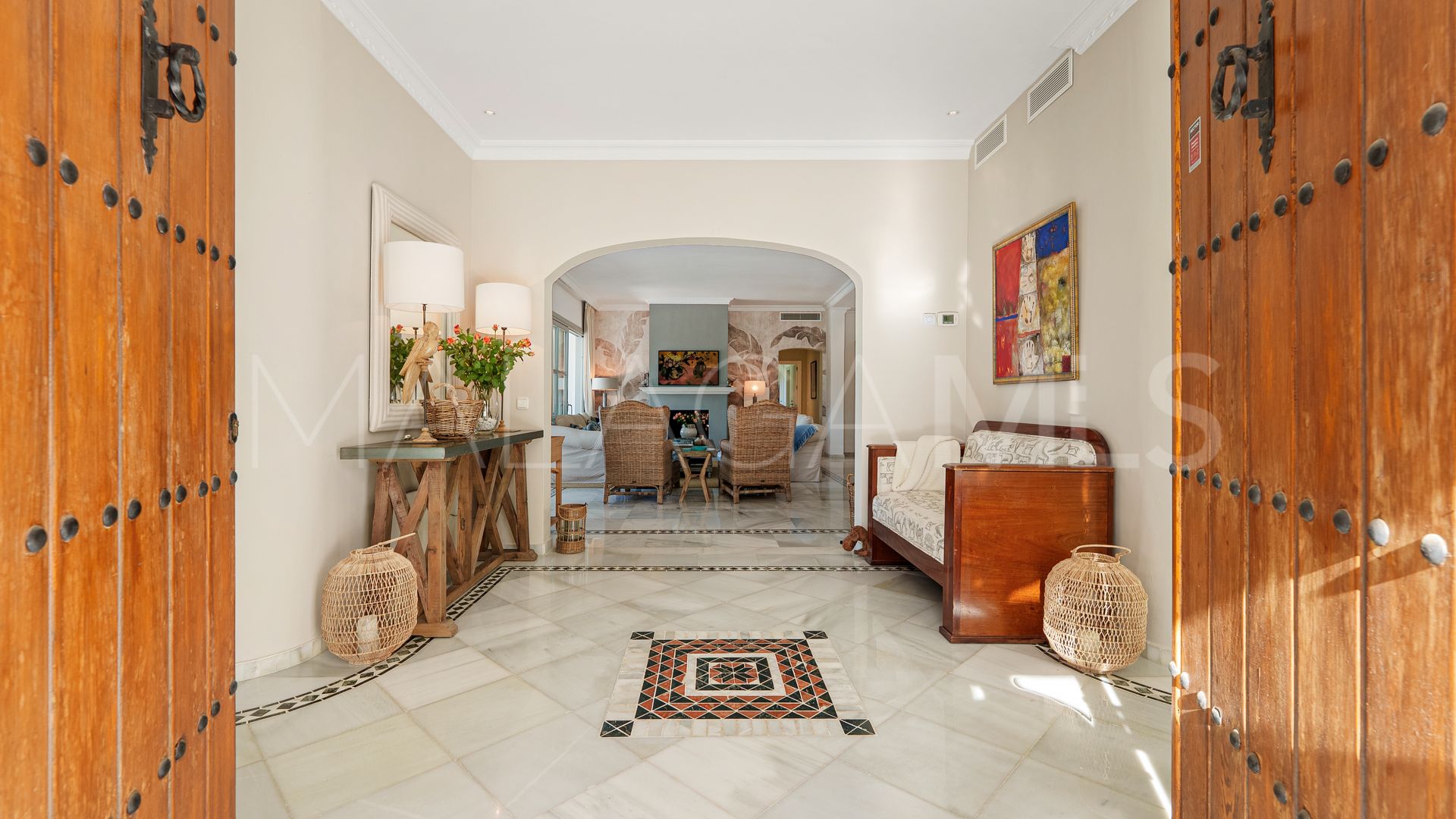 Villa for sale in Sierra Blanca