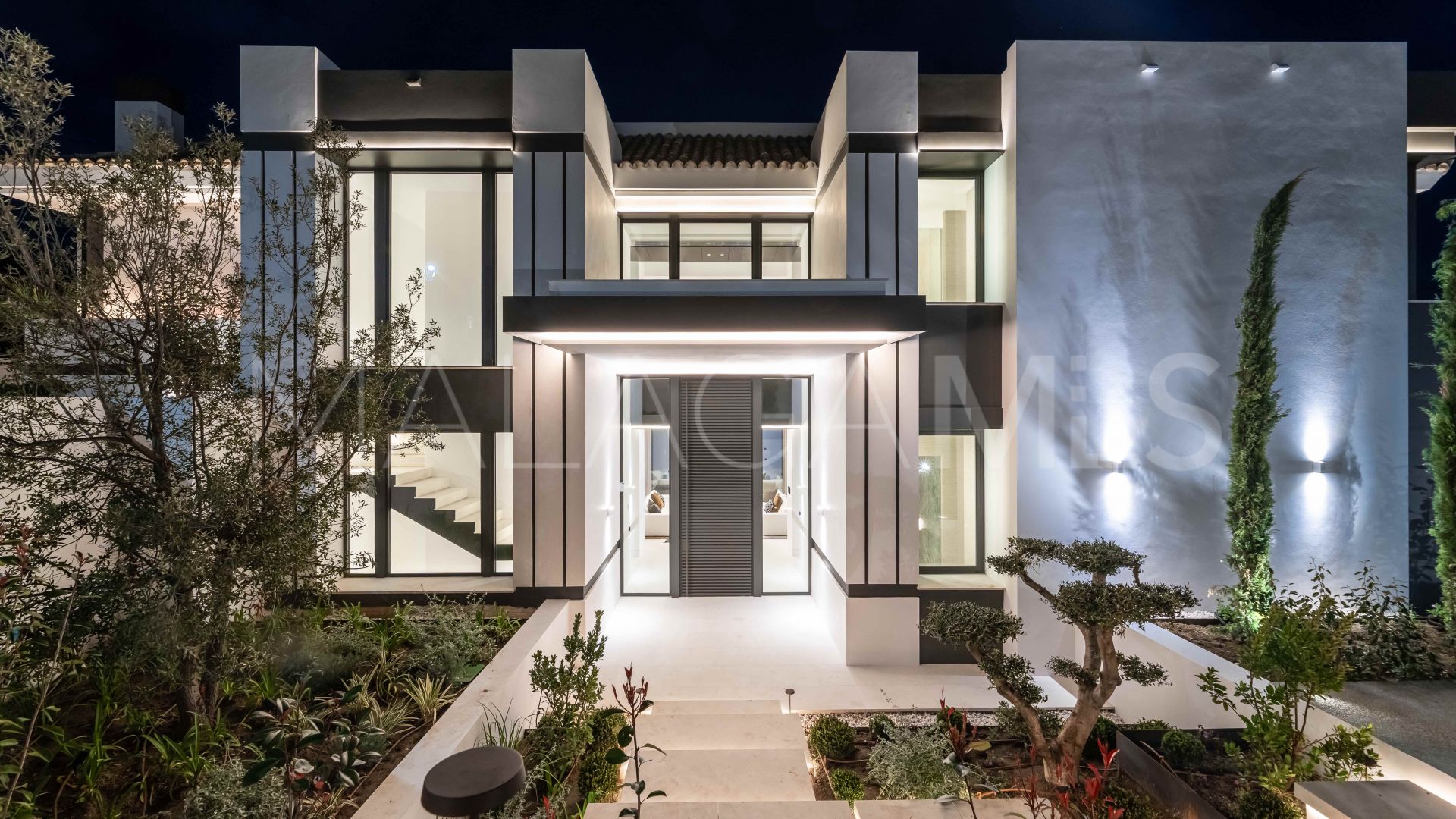 Cascada de Camojan villa for sale