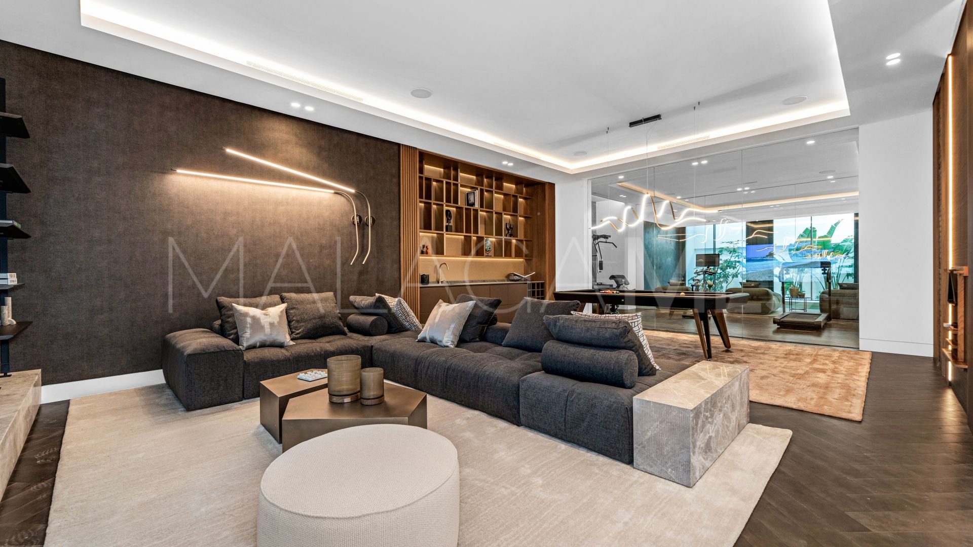 Cascada de Camojan villa for sale