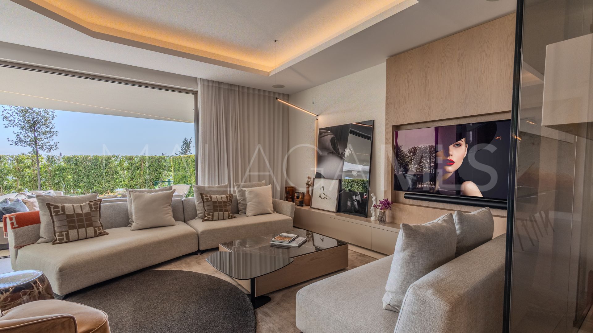 Einfamilienhaushälfte for sale in Nueva Andalucia