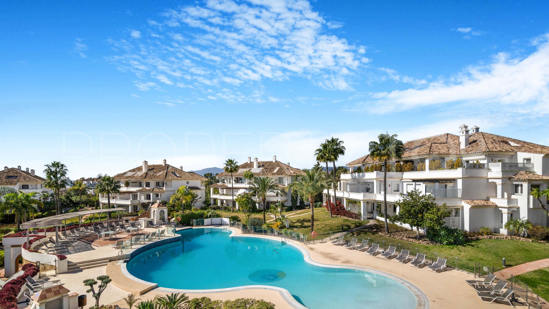 Atico duplex a la venta en Marbella Golden Mile