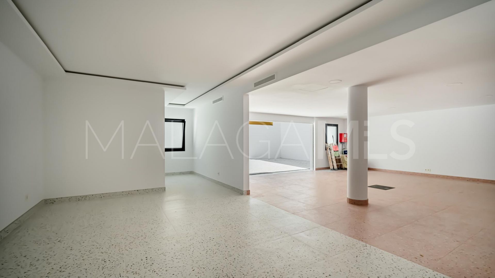 For sale villa in Parcelas del Golf with 5 bedrooms