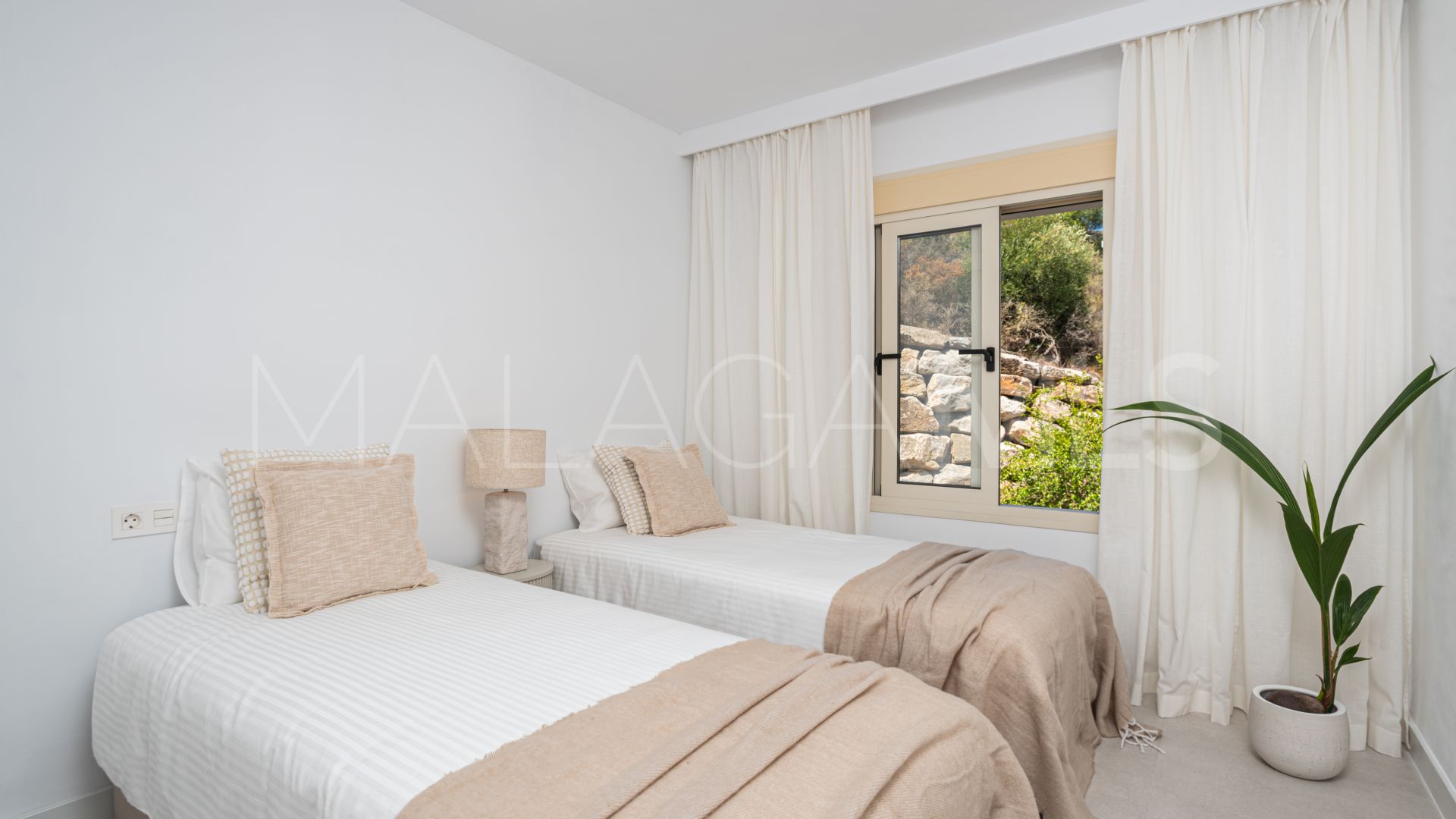 Apartment for sale in Nueva Andalucia