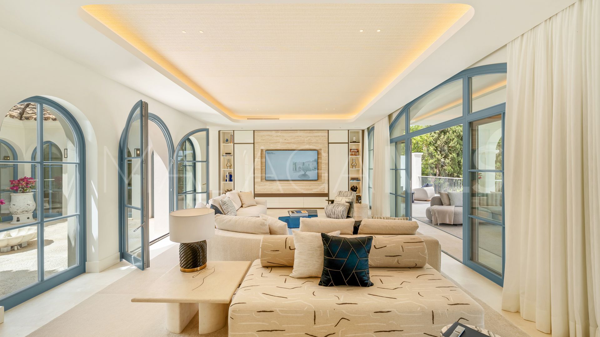 For sale villa in La Cerquilla with 6 bedrooms