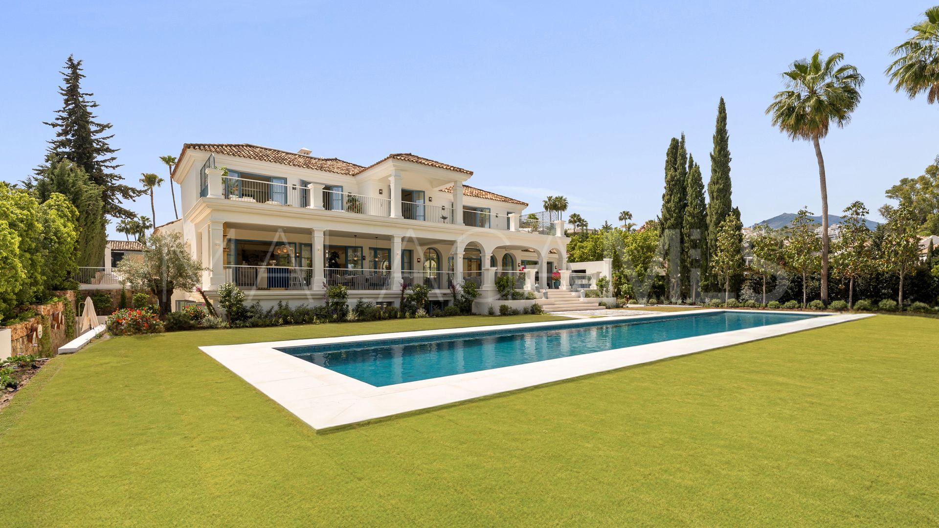 For sale villa in La Cerquilla with 6 bedrooms