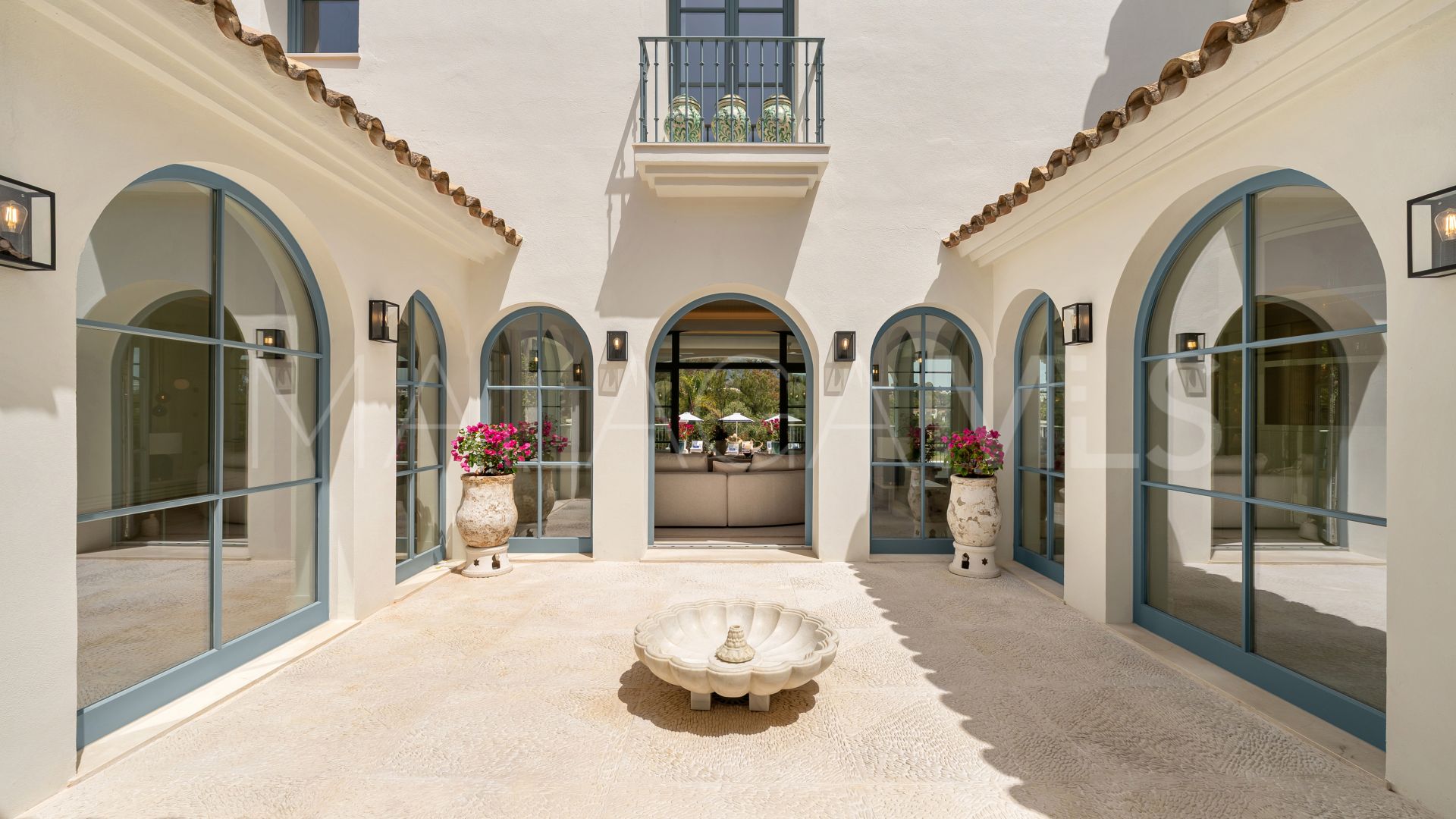 For sale villa in La Cerquilla with 6 bedrooms
