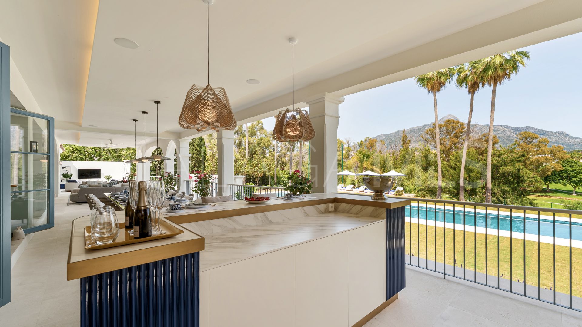 For sale villa in La Cerquilla with 6 bedrooms