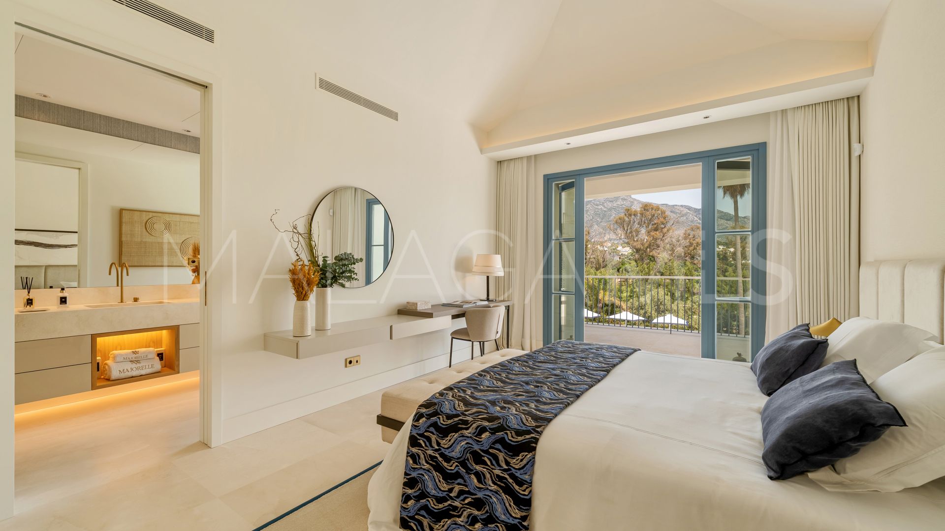 For sale villa in La Cerquilla with 6 bedrooms