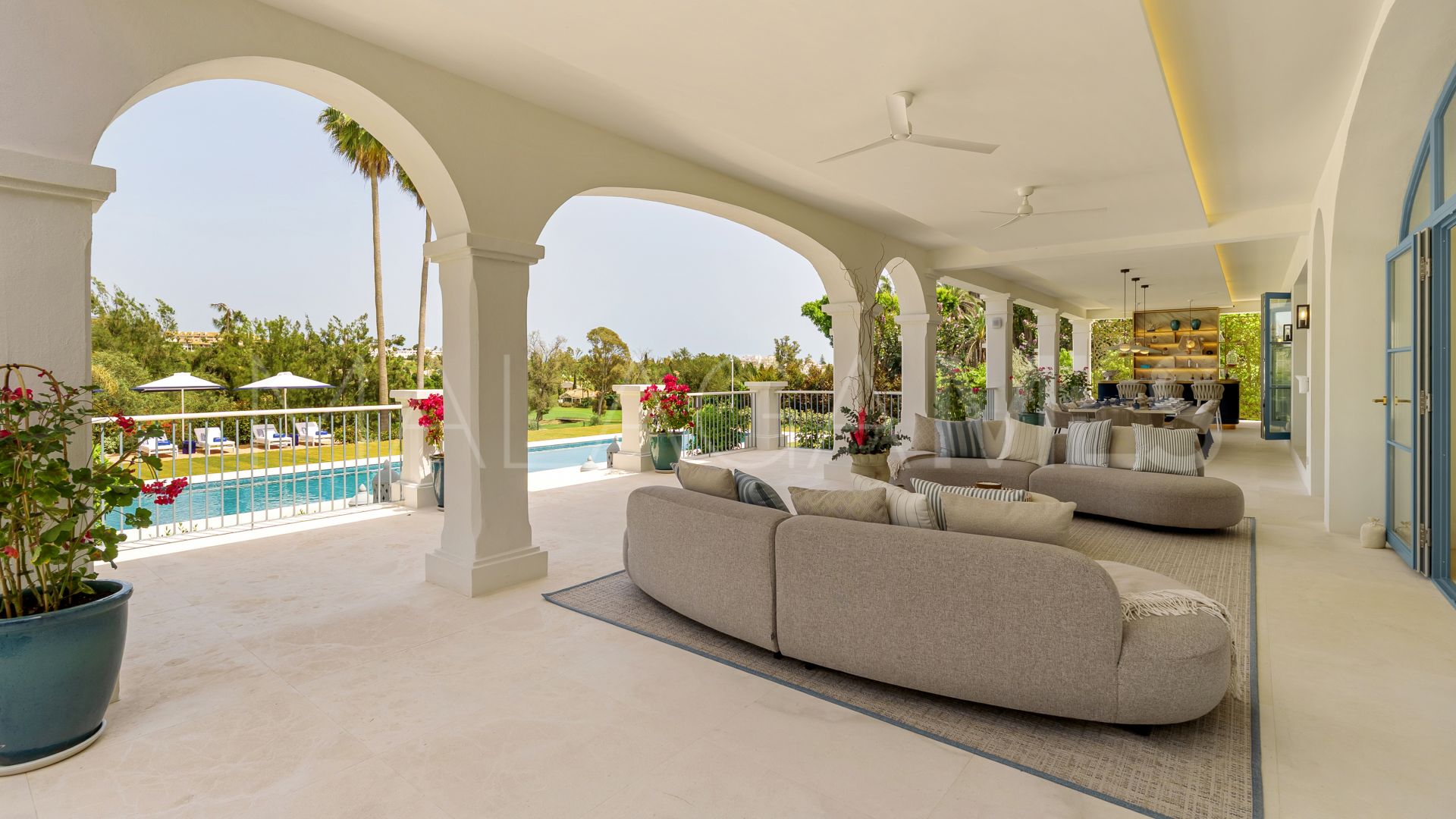 For sale villa in La Cerquilla with 6 bedrooms
