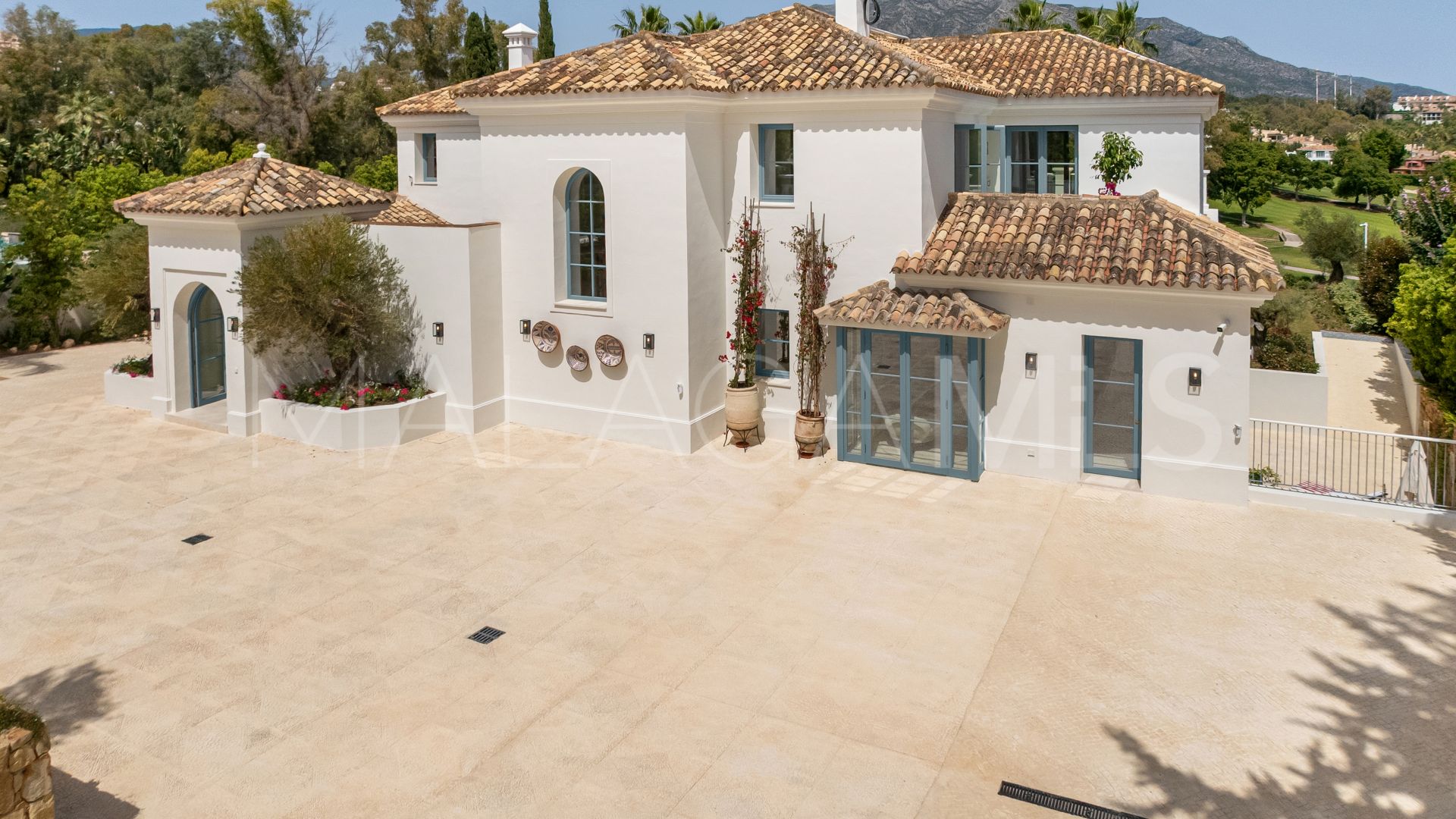 For sale villa in La Cerquilla with 6 bedrooms