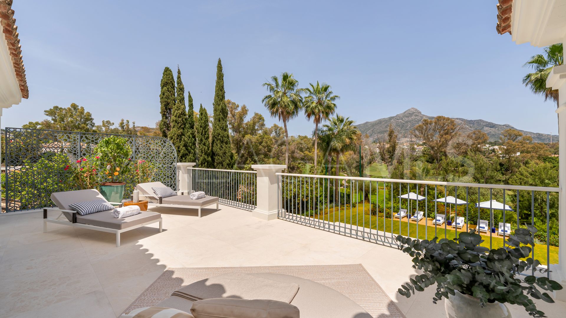 For sale villa in La Cerquilla with 6 bedrooms