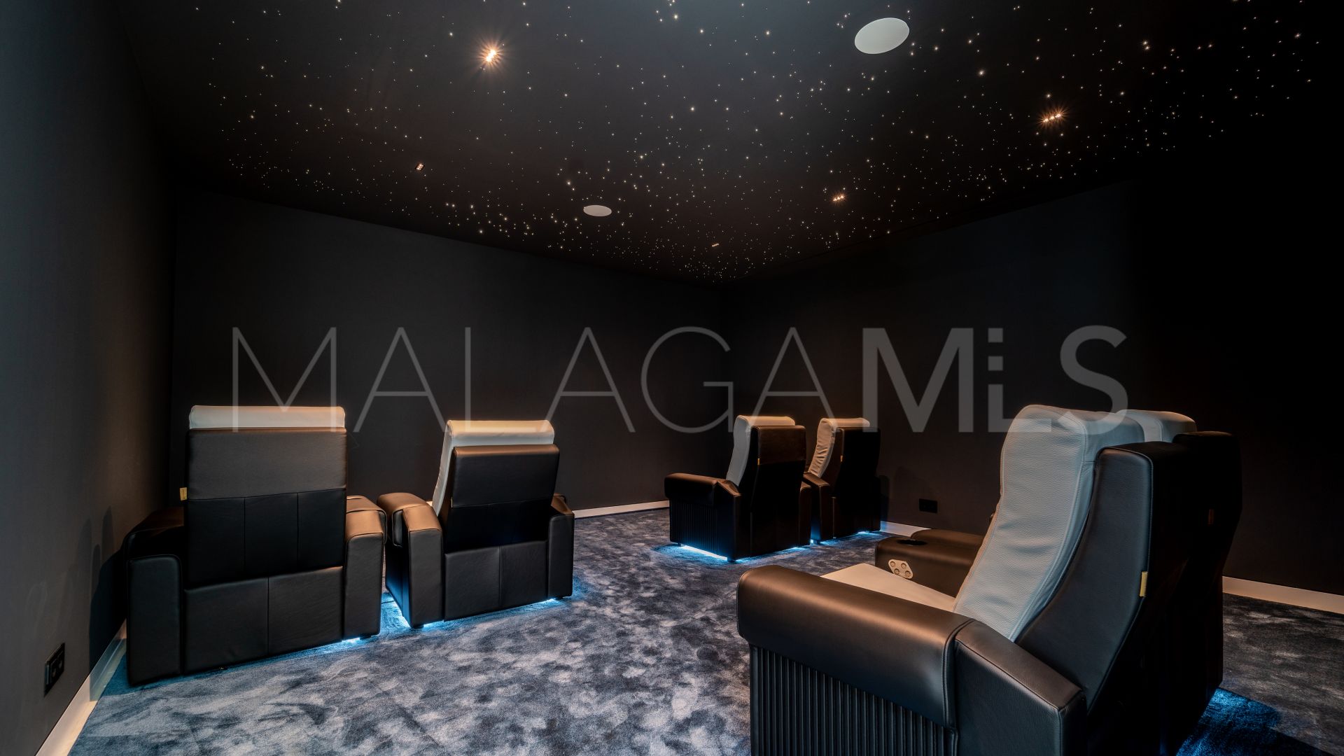 Marbella Golden Mile, villa a la venta de 5 bedrooms