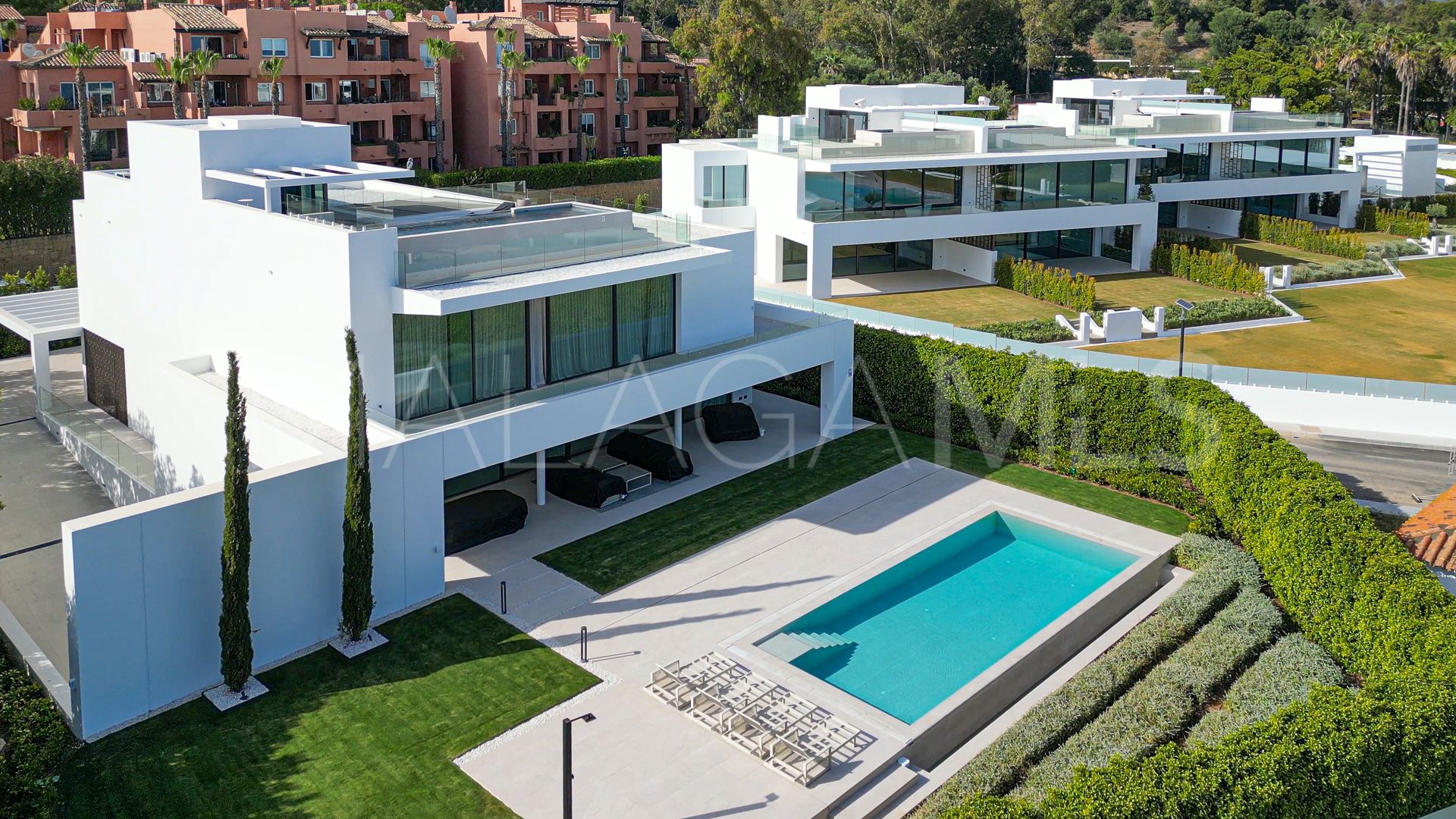 Marbella Golden Mile, villa a la venta de 5 bedrooms
