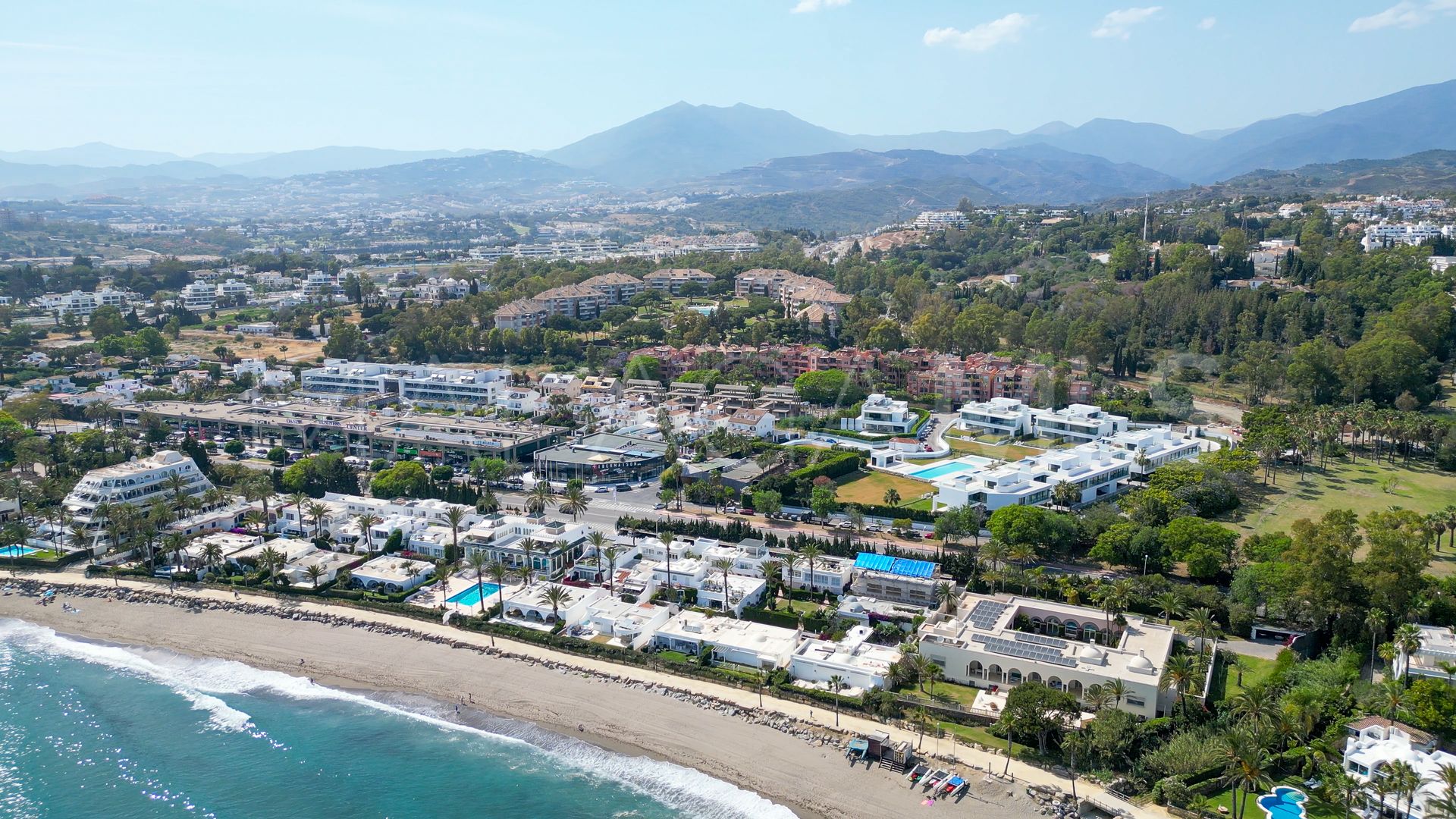 Marbella Golden Mile, villa a la venta de 5 bedrooms