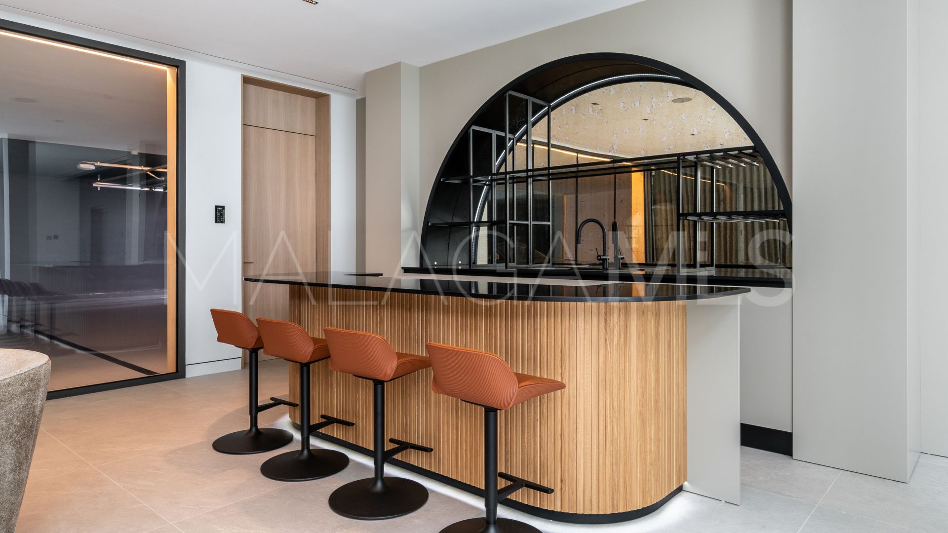 Marbella Golden Mile, villa a la venta de 5 bedrooms