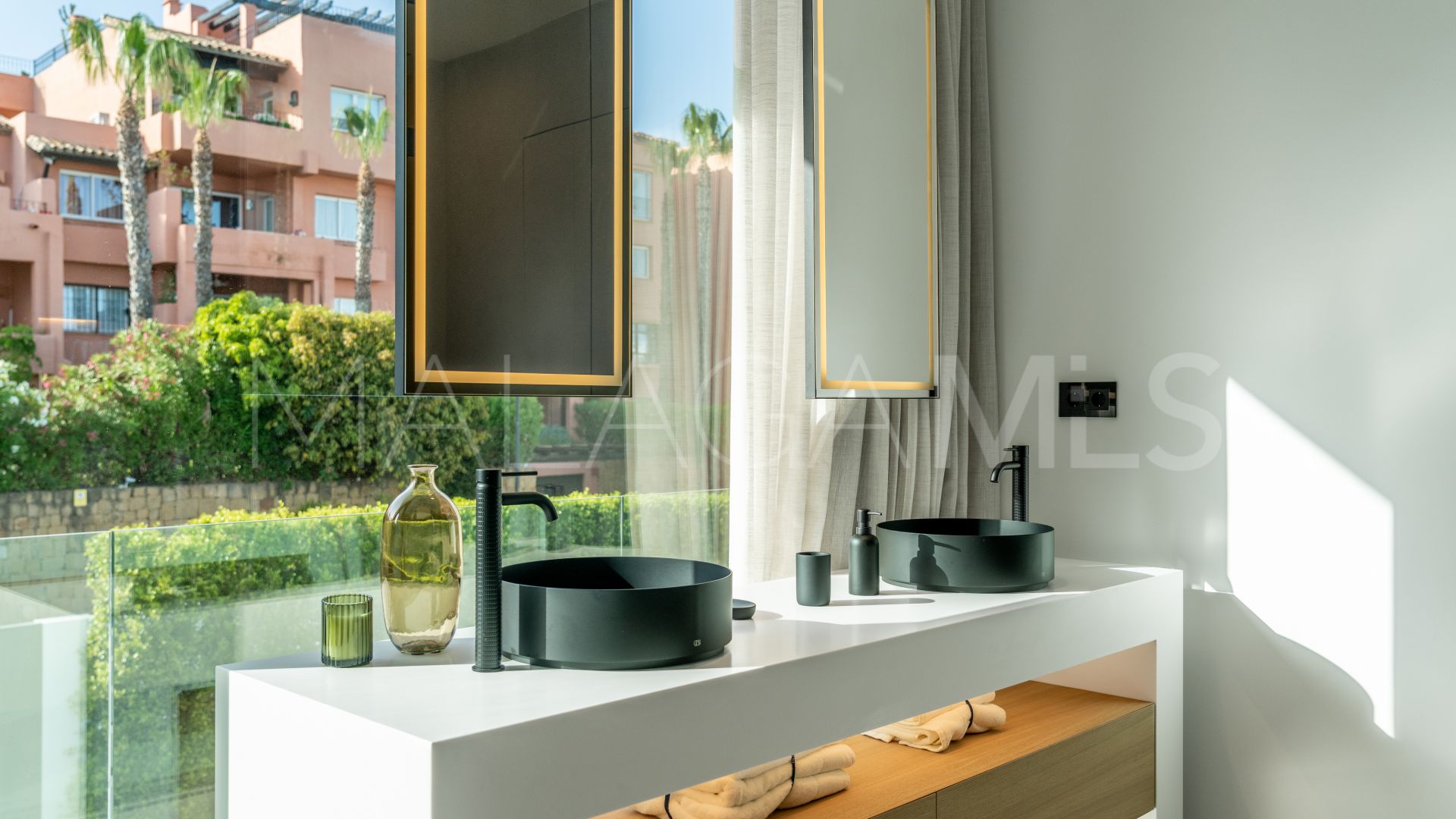 Marbella Golden Mile, villa a la venta de 5 bedrooms