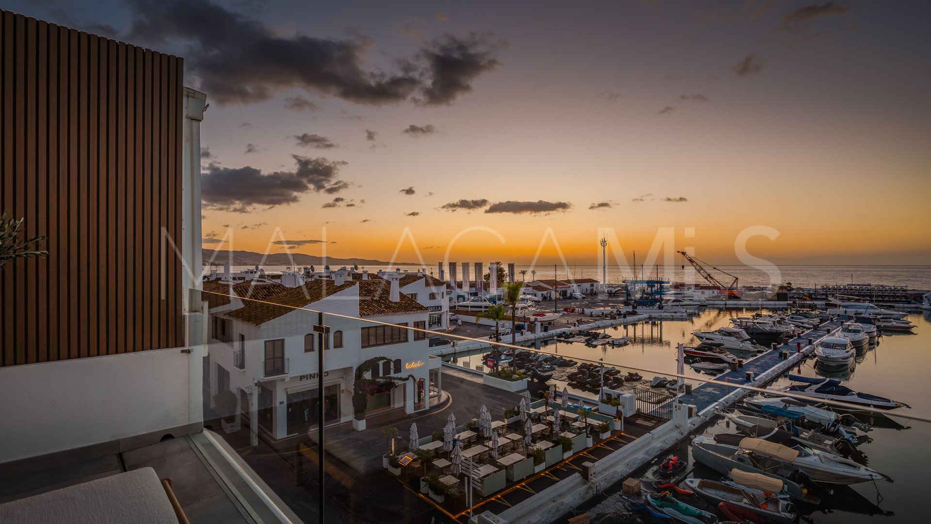 Zweistöckiges penthouse for sale in Marbella - Puerto Banus