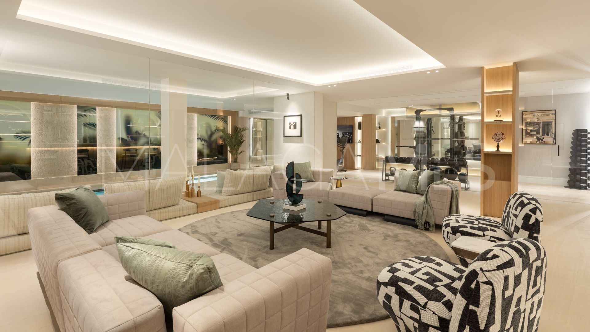 Villa for sale in Altos Reales