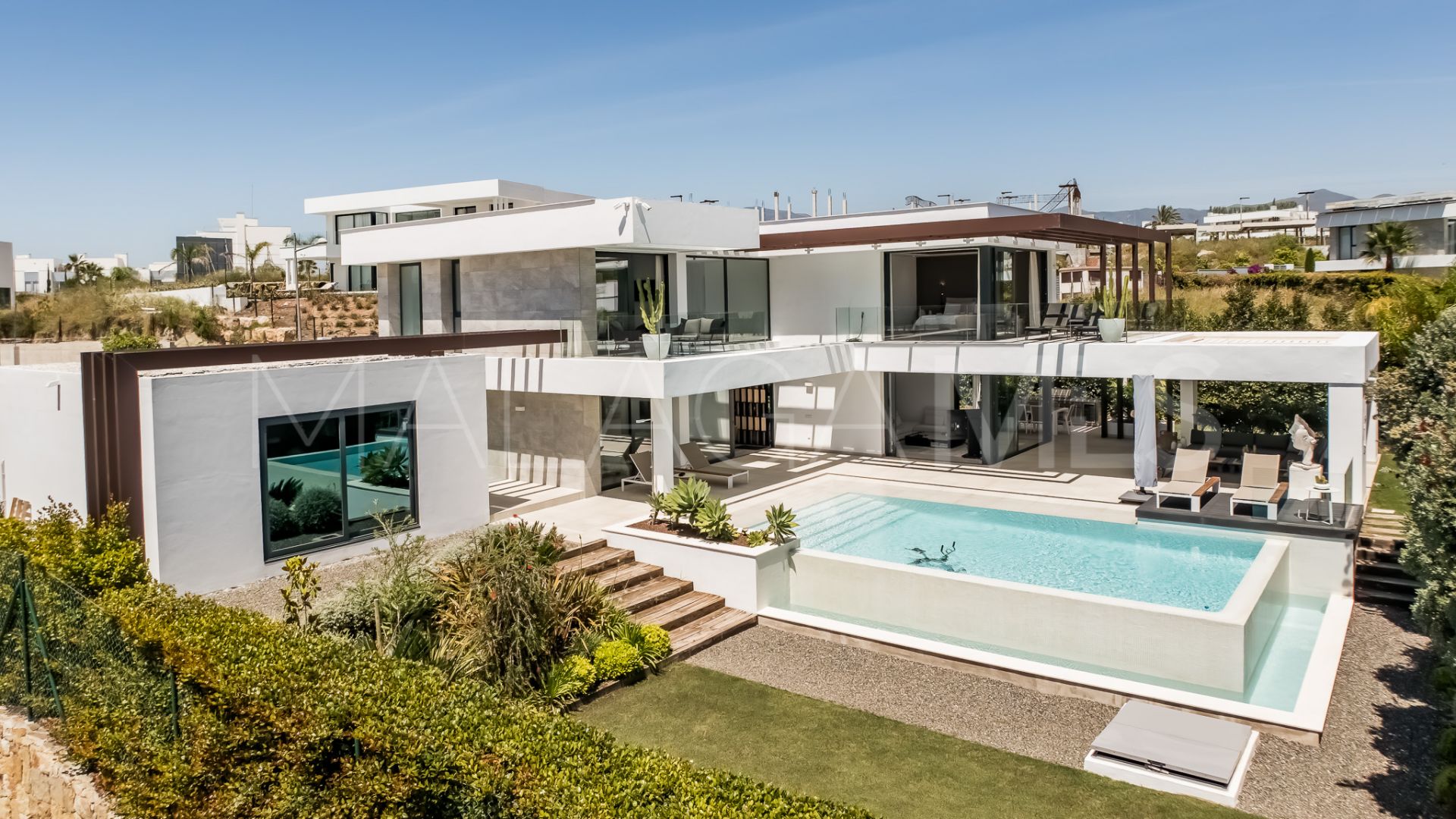 Villa for sale in Cancelada