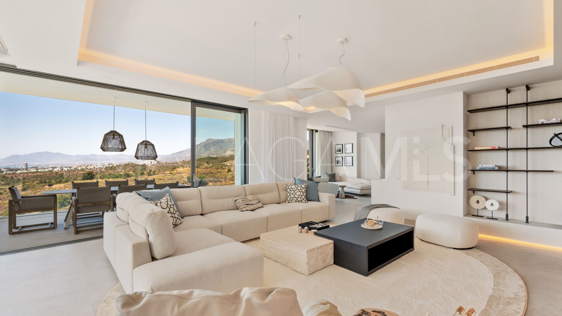 El Rosario villa for sale