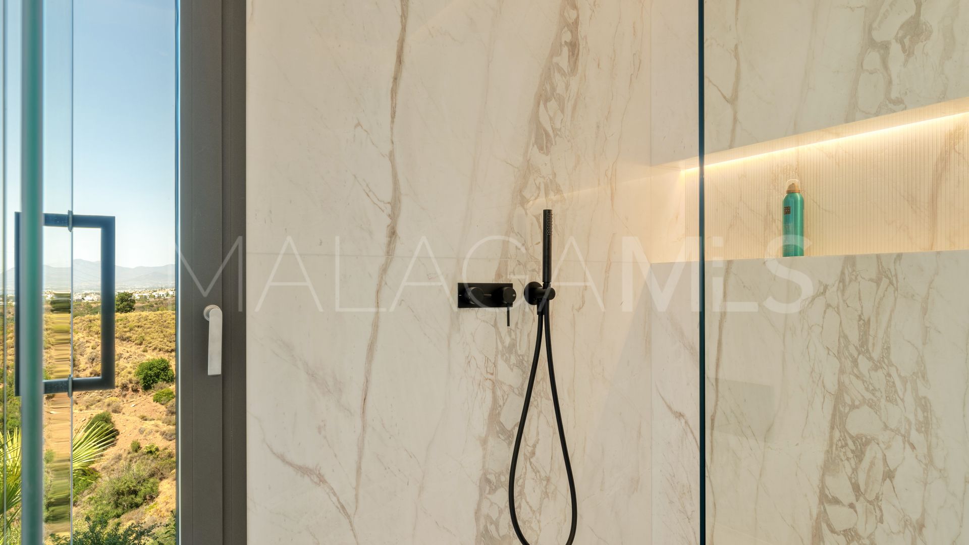 El Rosario villa for sale