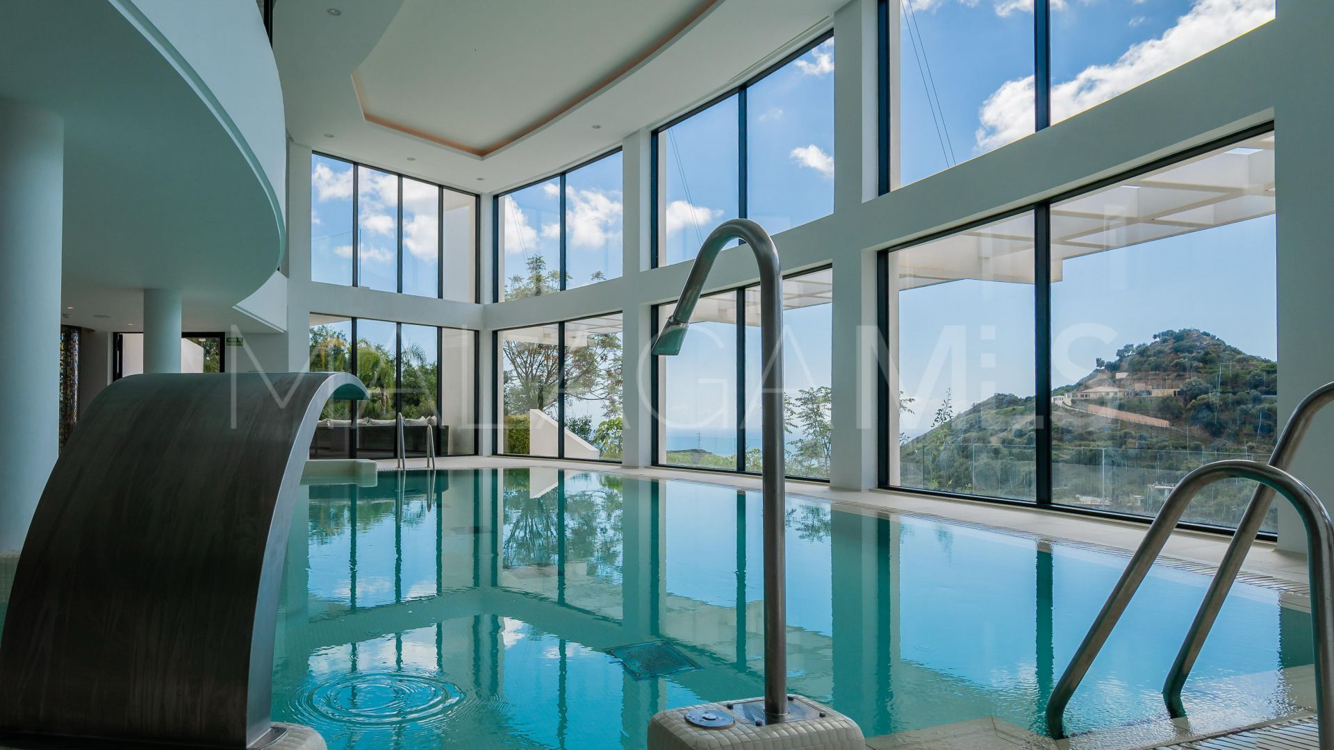 For sale 3 bedrooms penthouse in Palo Alto