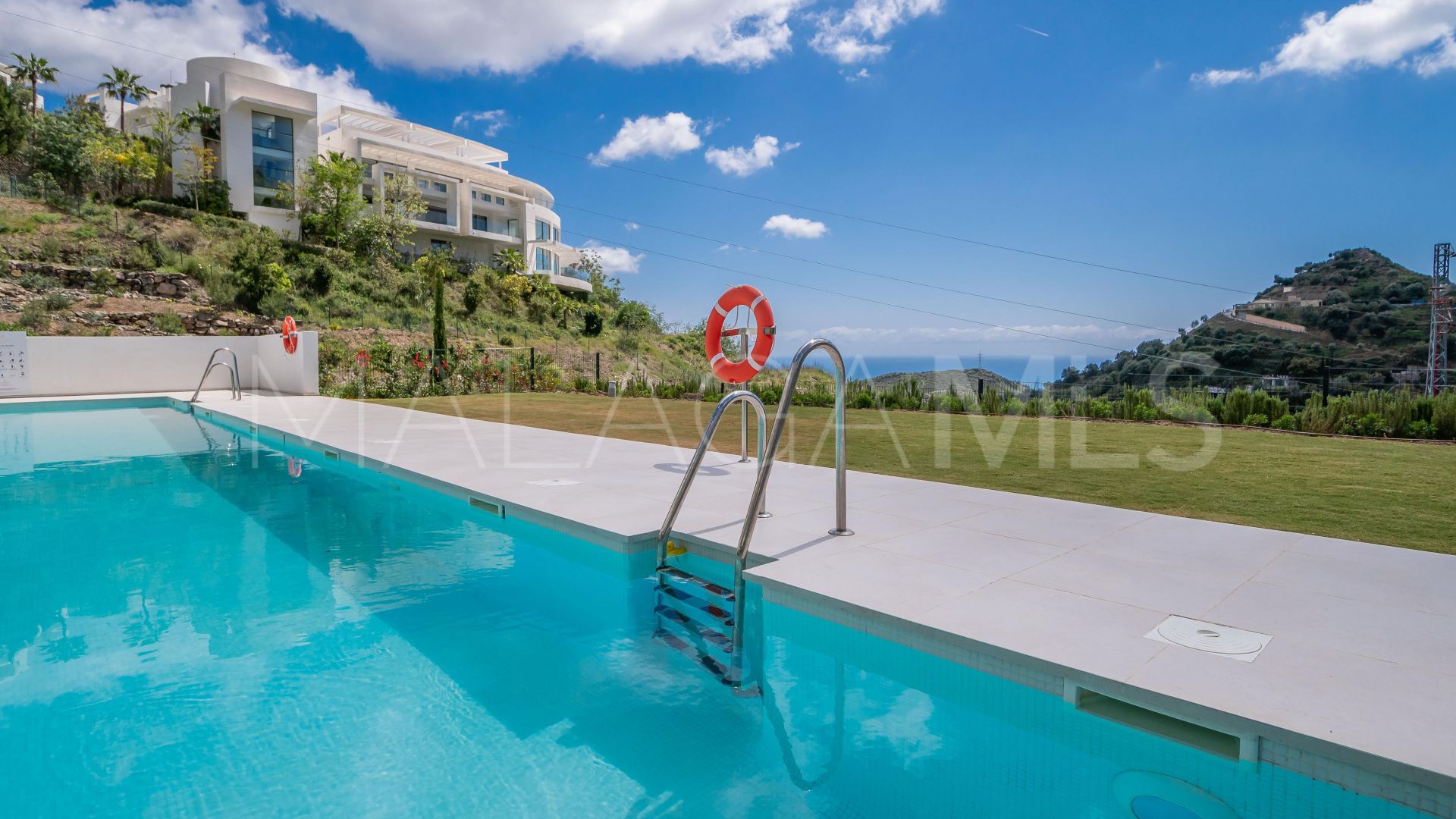 For sale 3 bedrooms penthouse in Palo Alto