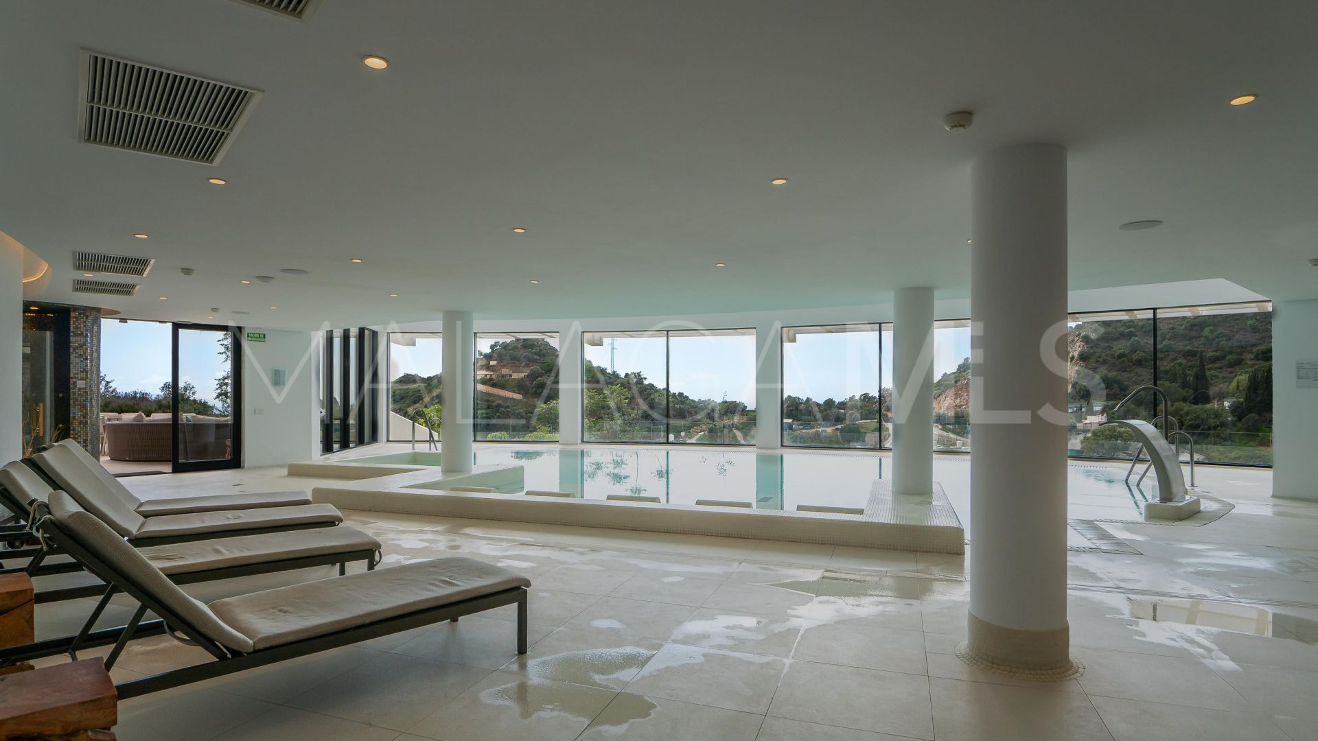 For sale 3 bedrooms penthouse in Palo Alto