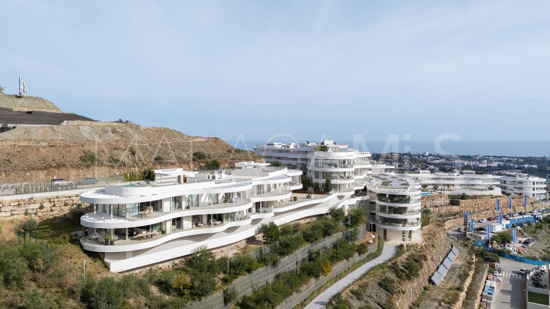 Se vende apartamento planta baja with 3 bedrooms in The View Marbella