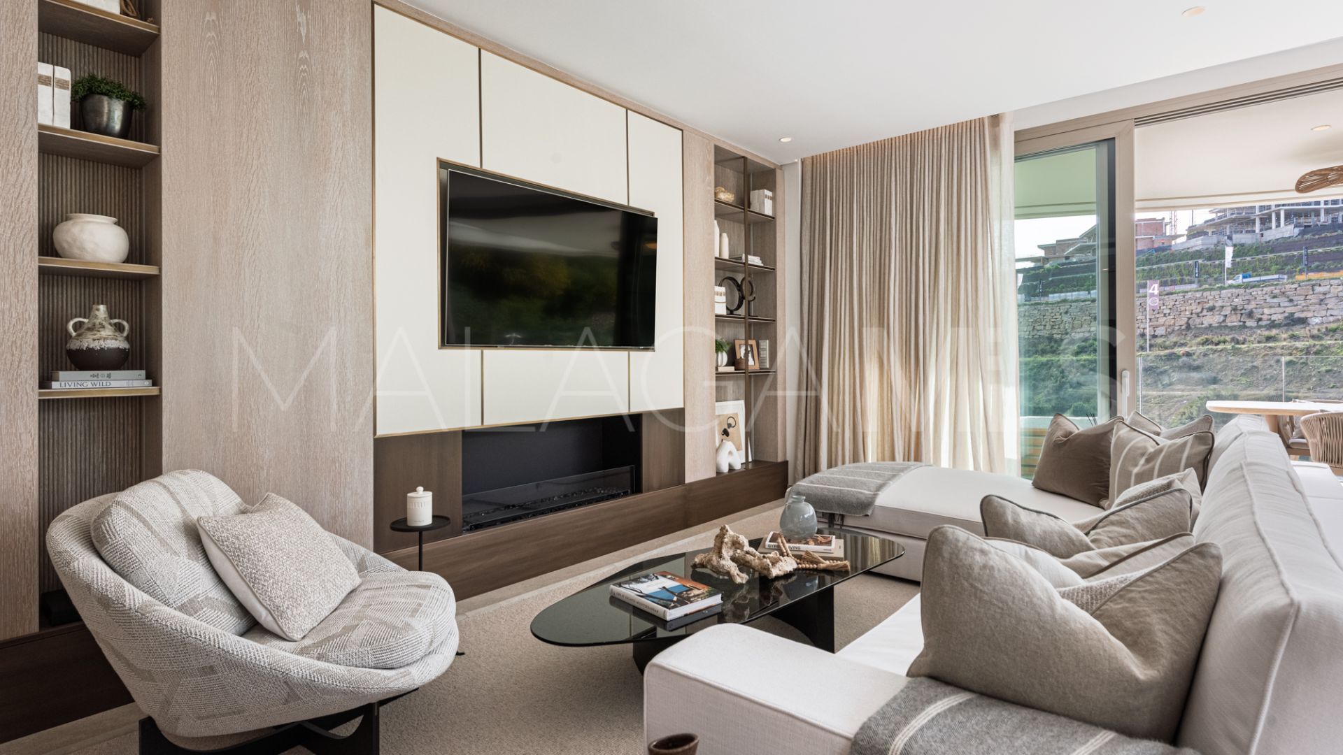 Se vende apartamento planta baja with 3 bedrooms in The View Marbella