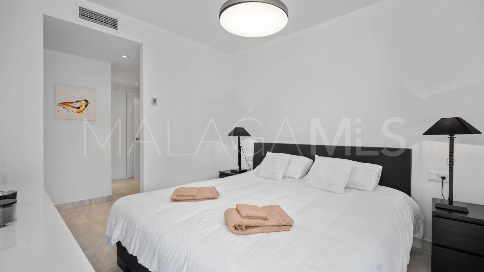Buy apartamento planta baja in Las Adelfas