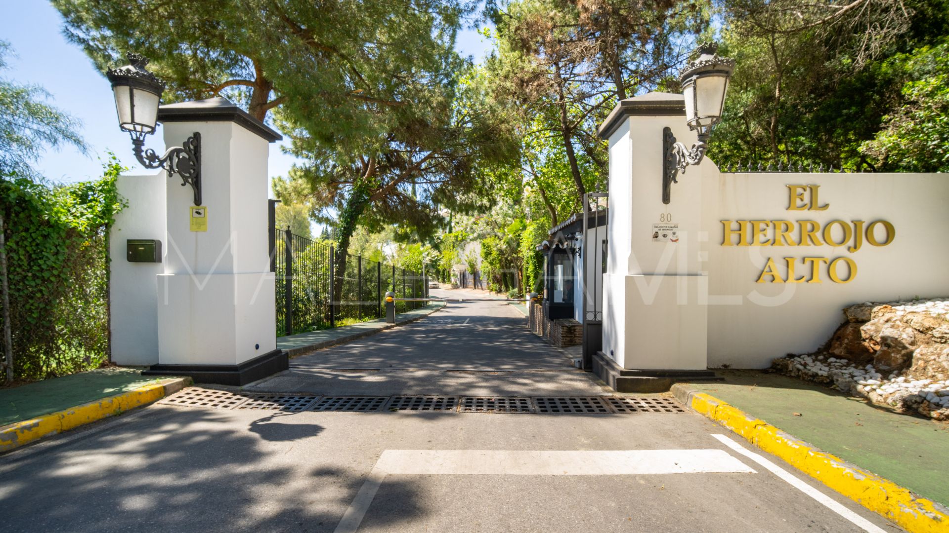 Villa for sale in El Herrojo