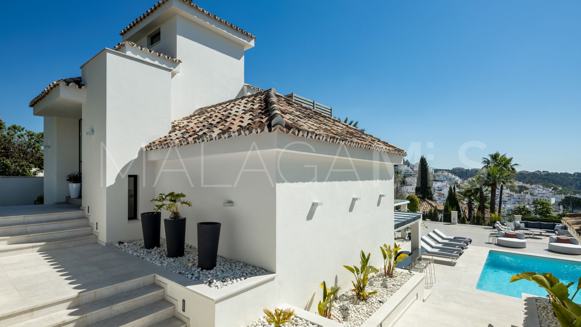 Villa for sale in Los Naranjos Hill Club