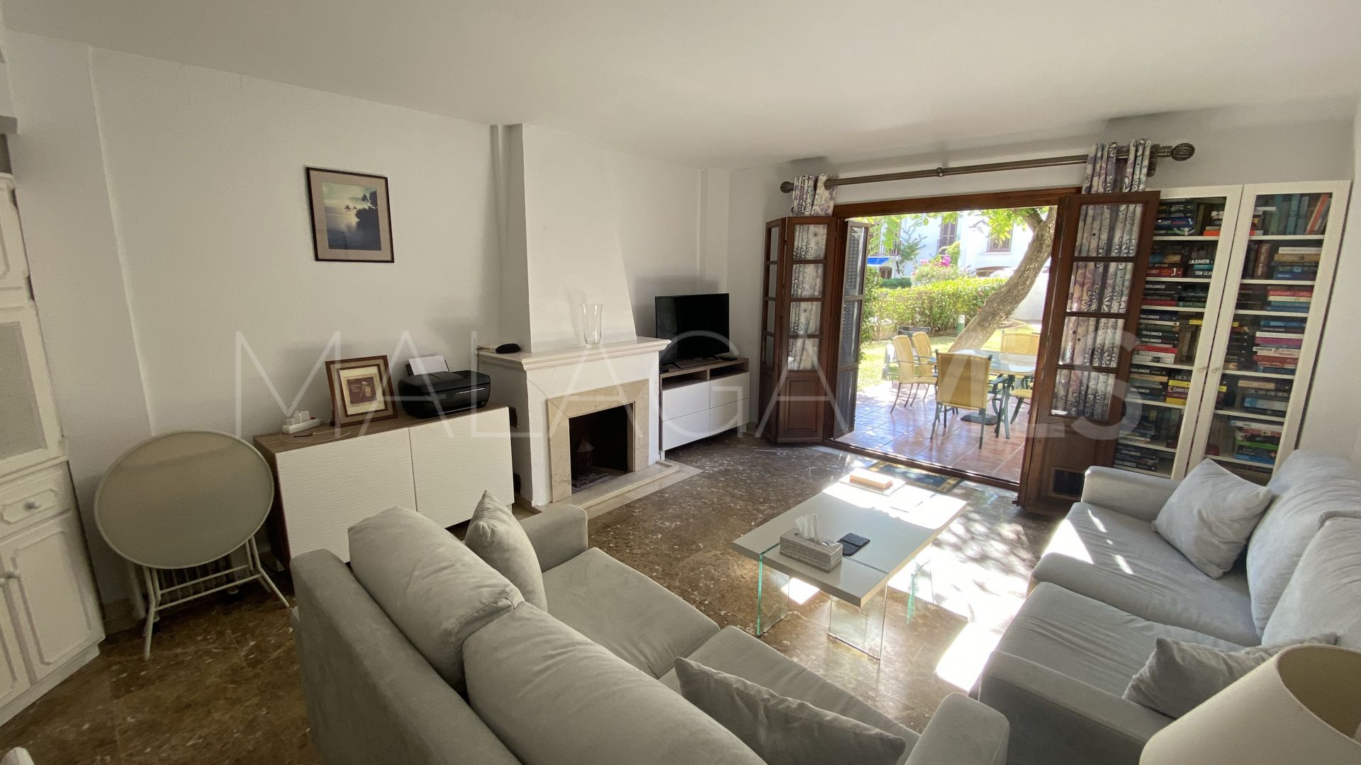 For sale town house with 2 bedrooms in Villacana