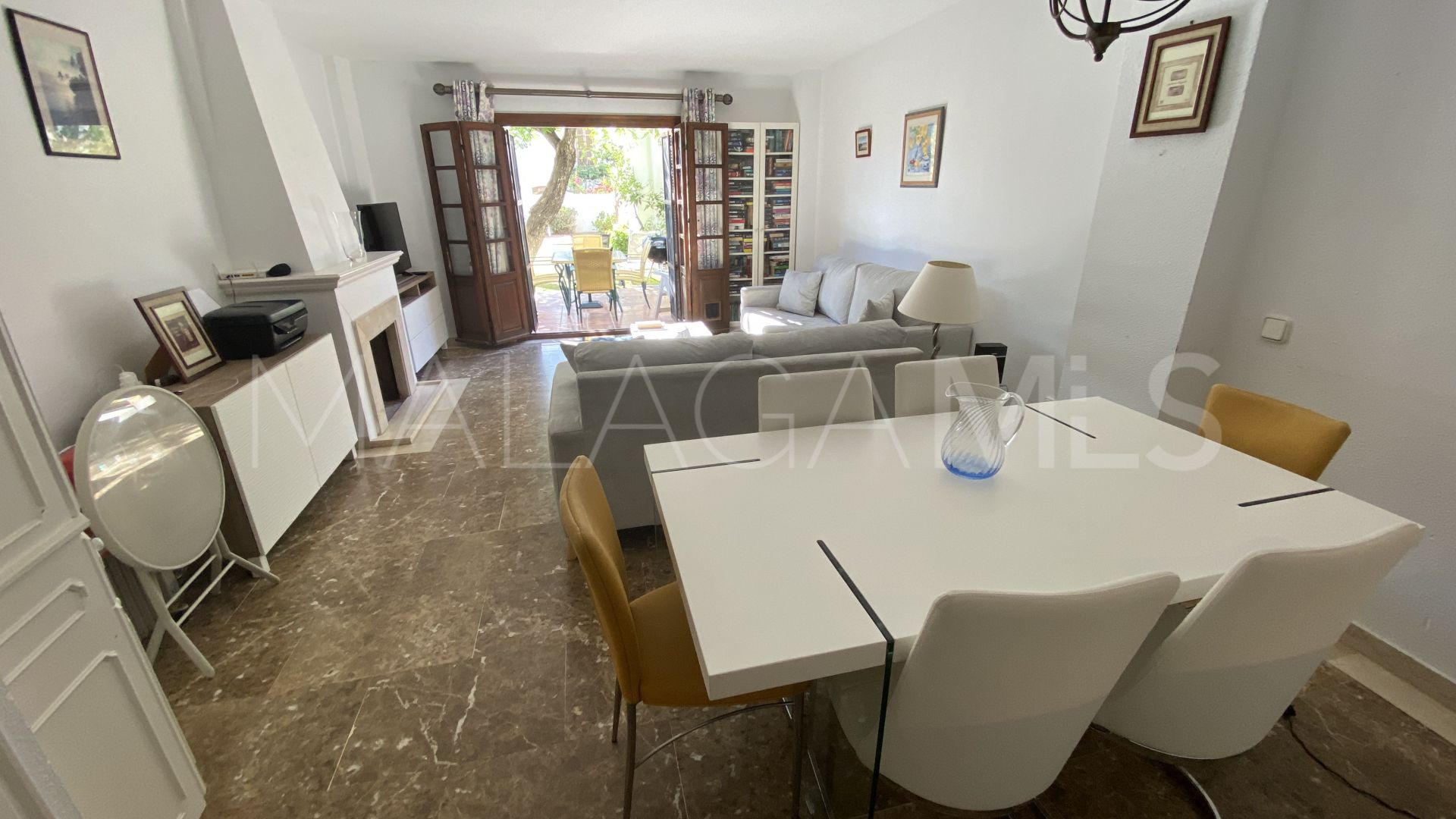 For sale town house with 2 bedrooms in Villacana
