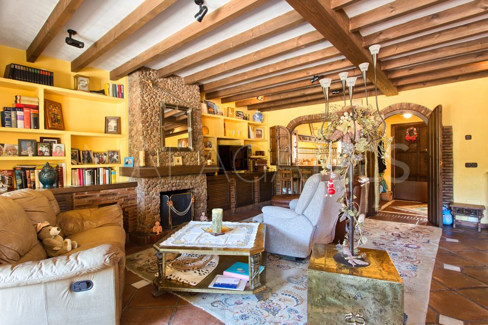 Maison de ville for sale in Benahavis Centro